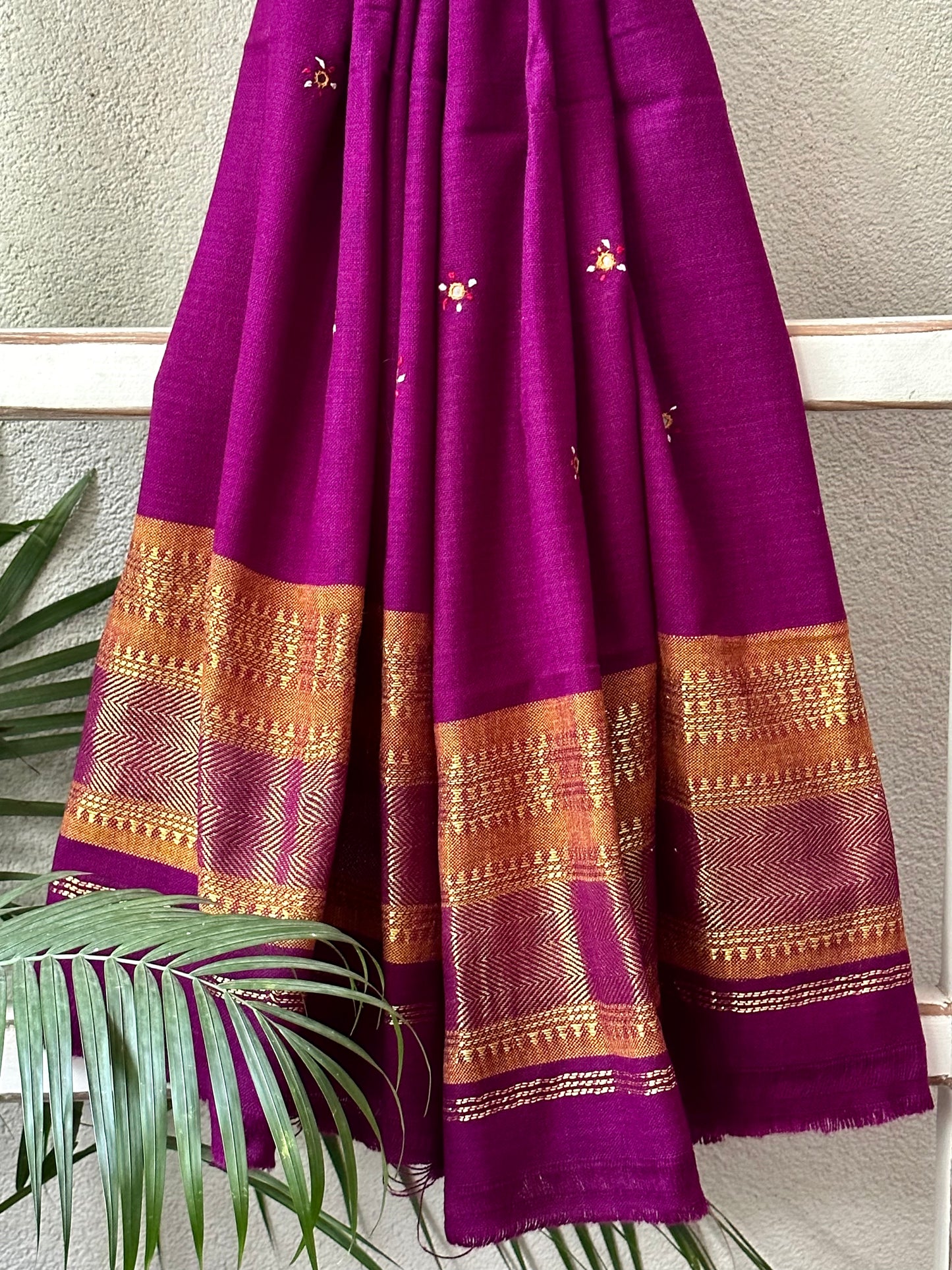 VIBHAVASU SHAWL