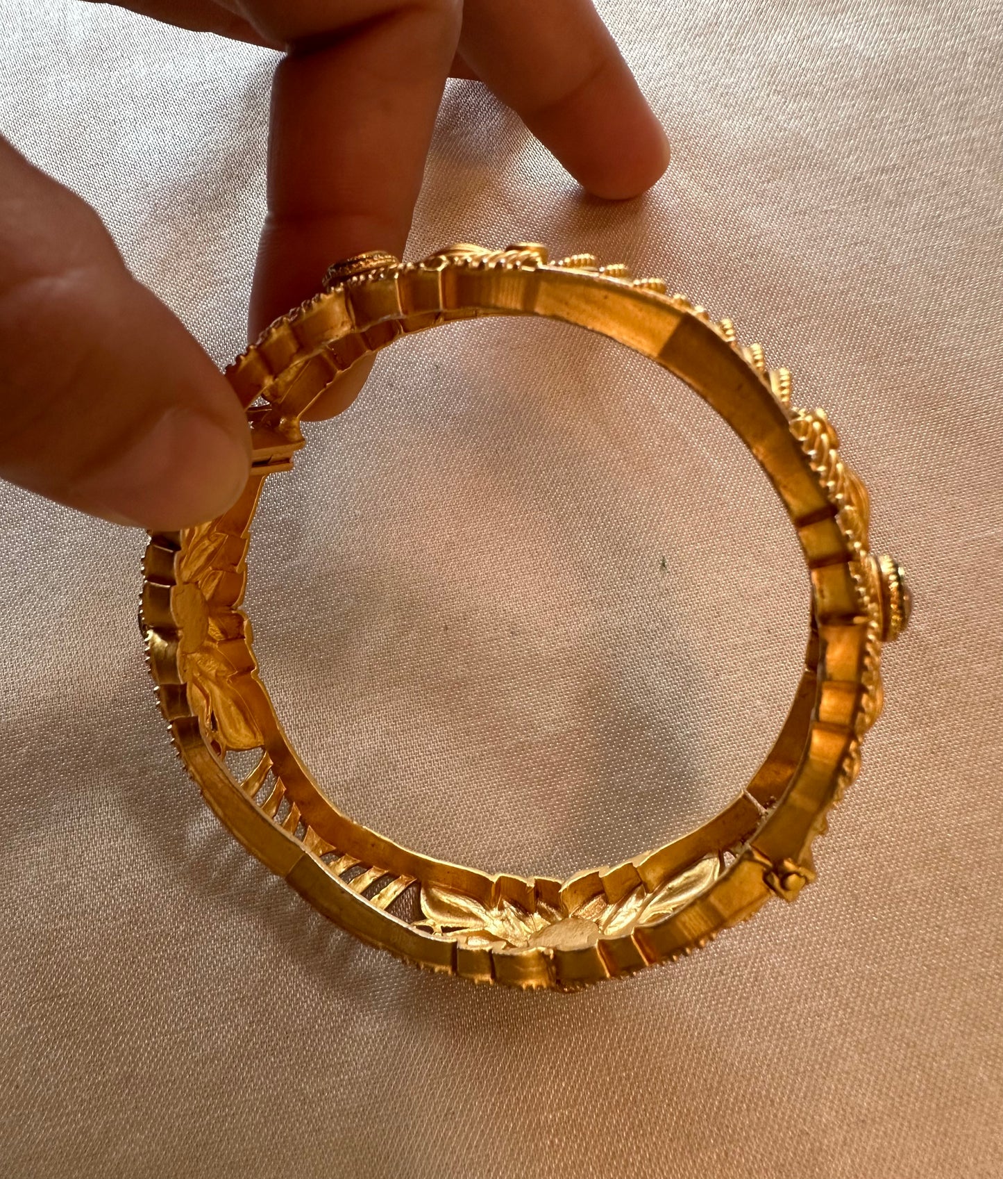 PAVITRA BANGLES