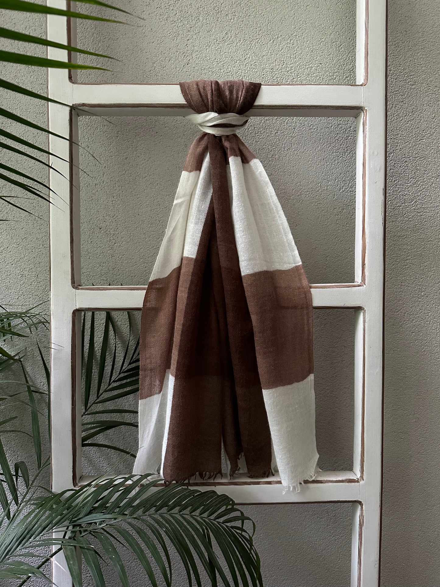 GODAVARI STOLE