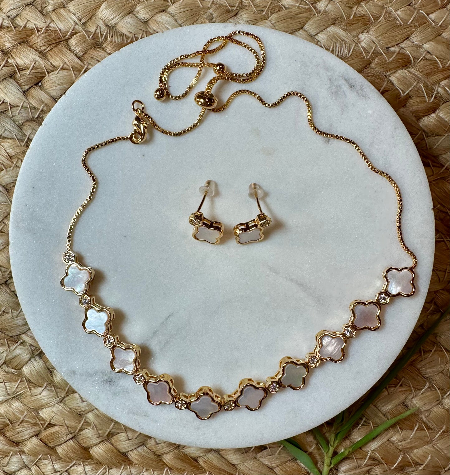 RIDDHI PENDANT SET