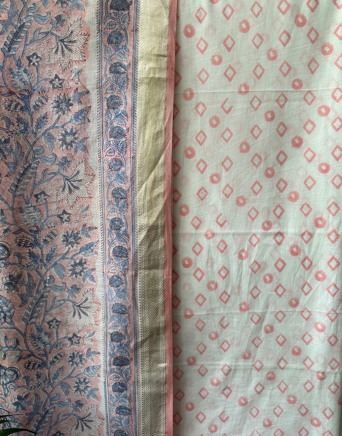 ARHANT CHANDERI SUIT