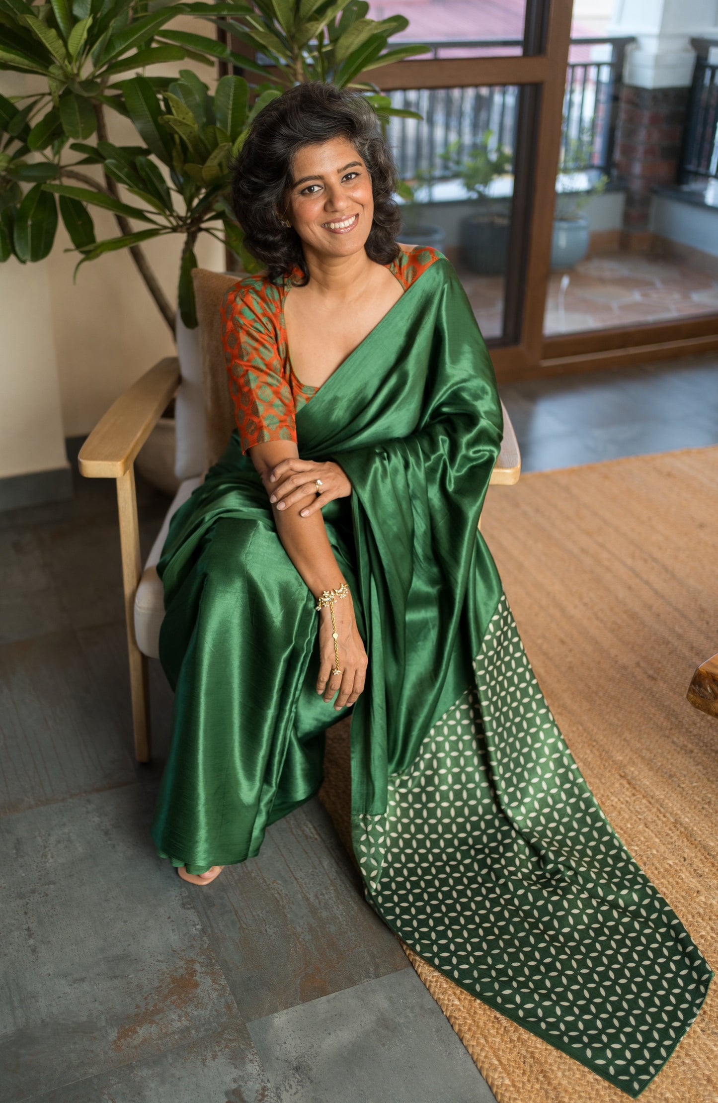 YUVRANI MASHRU SARI