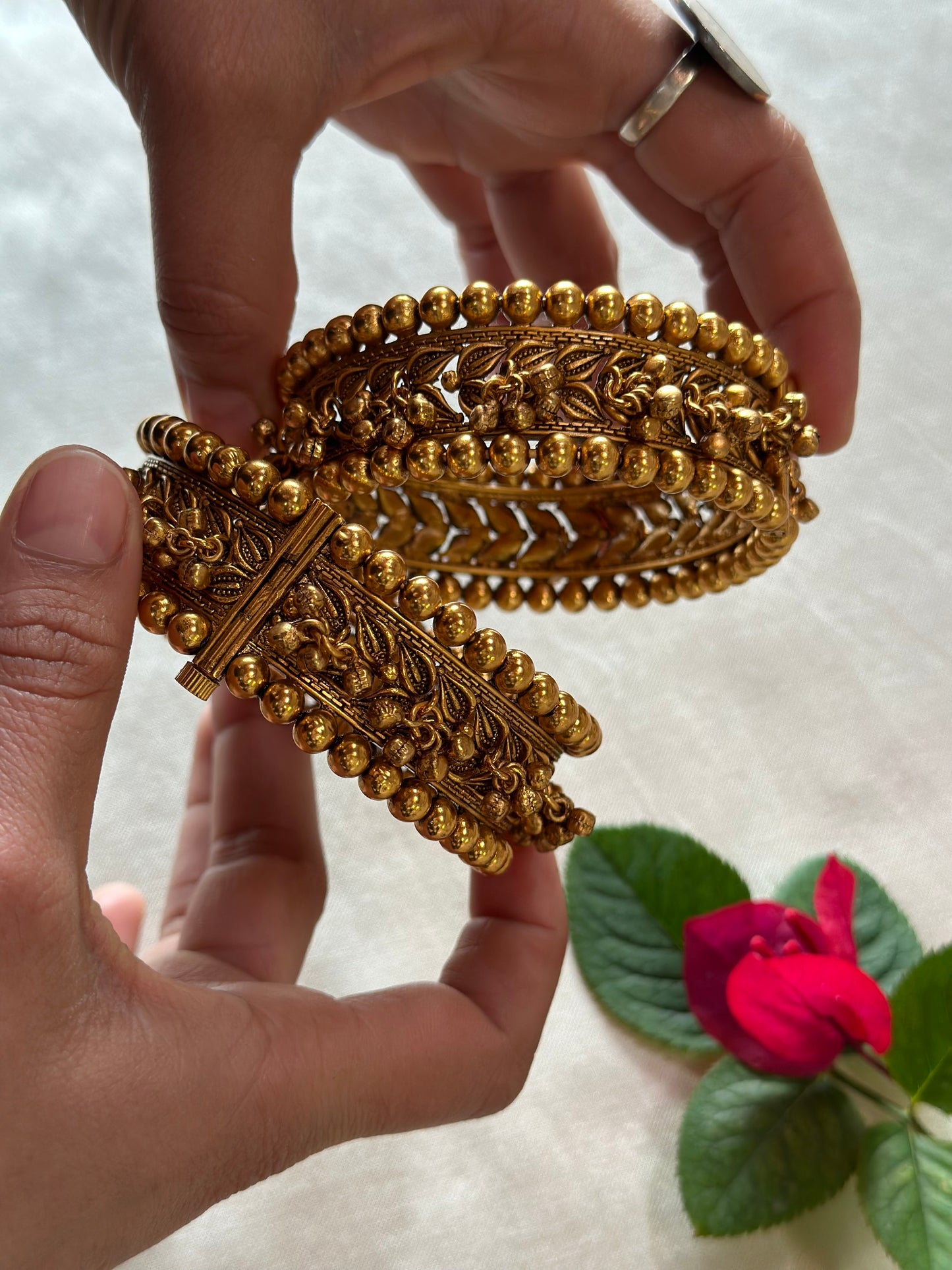 NIDHI BANGLES