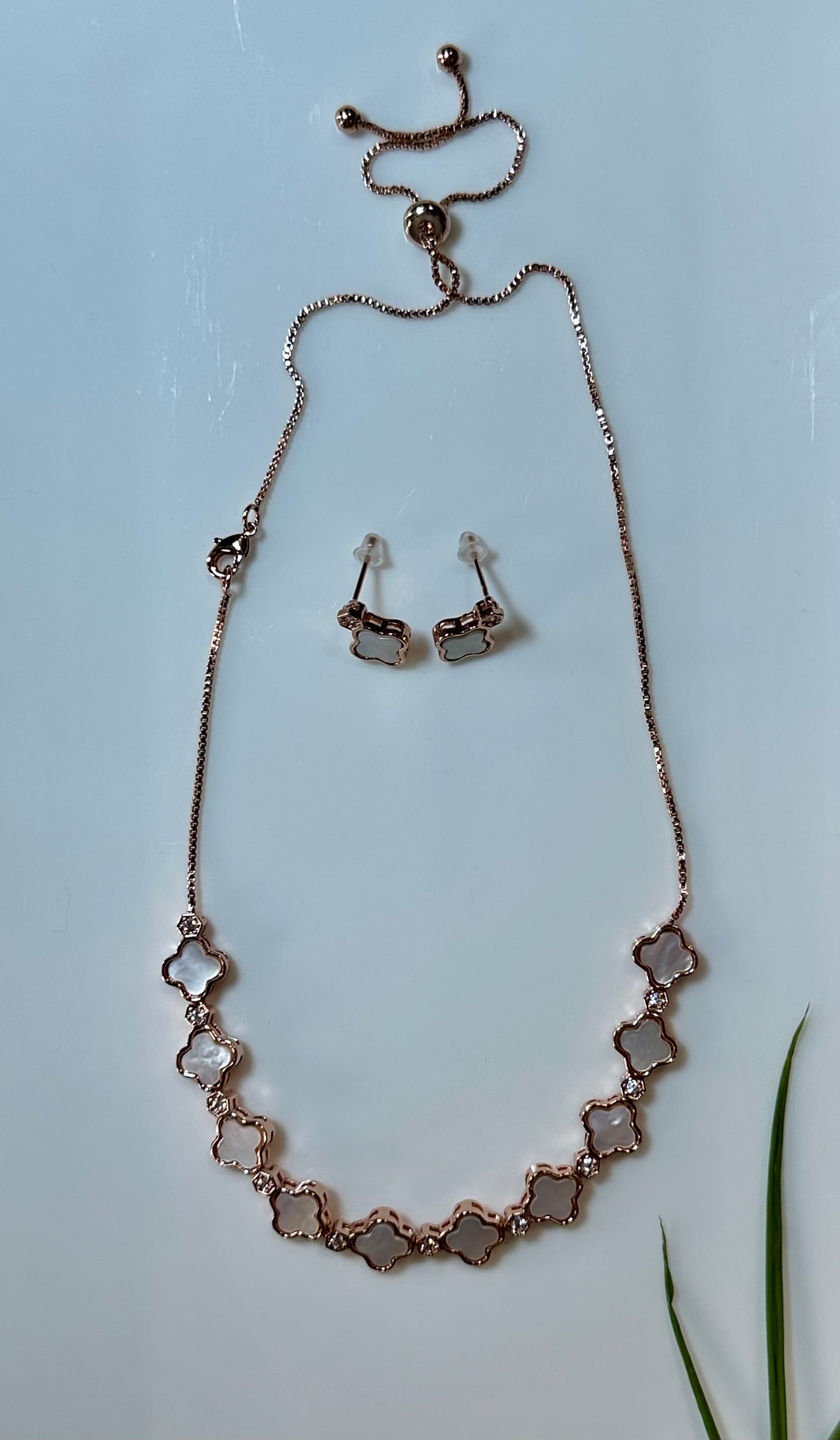 RIDDHI PENDANT SET