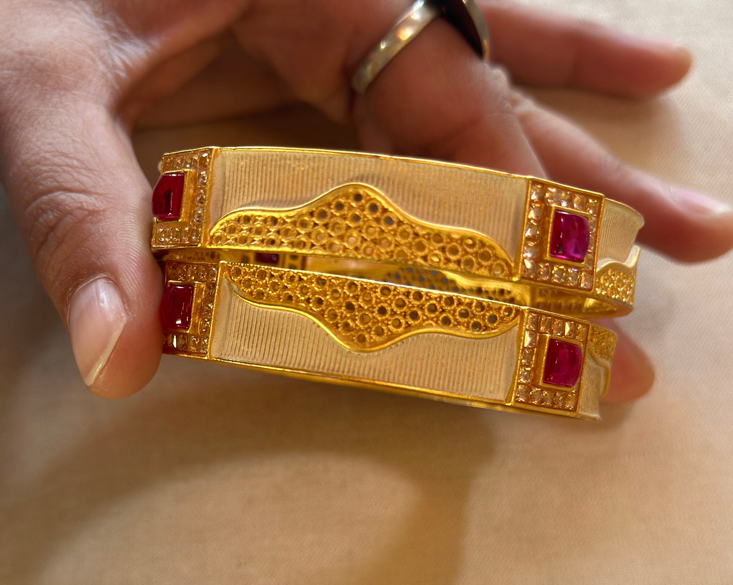 NURA BANGLES