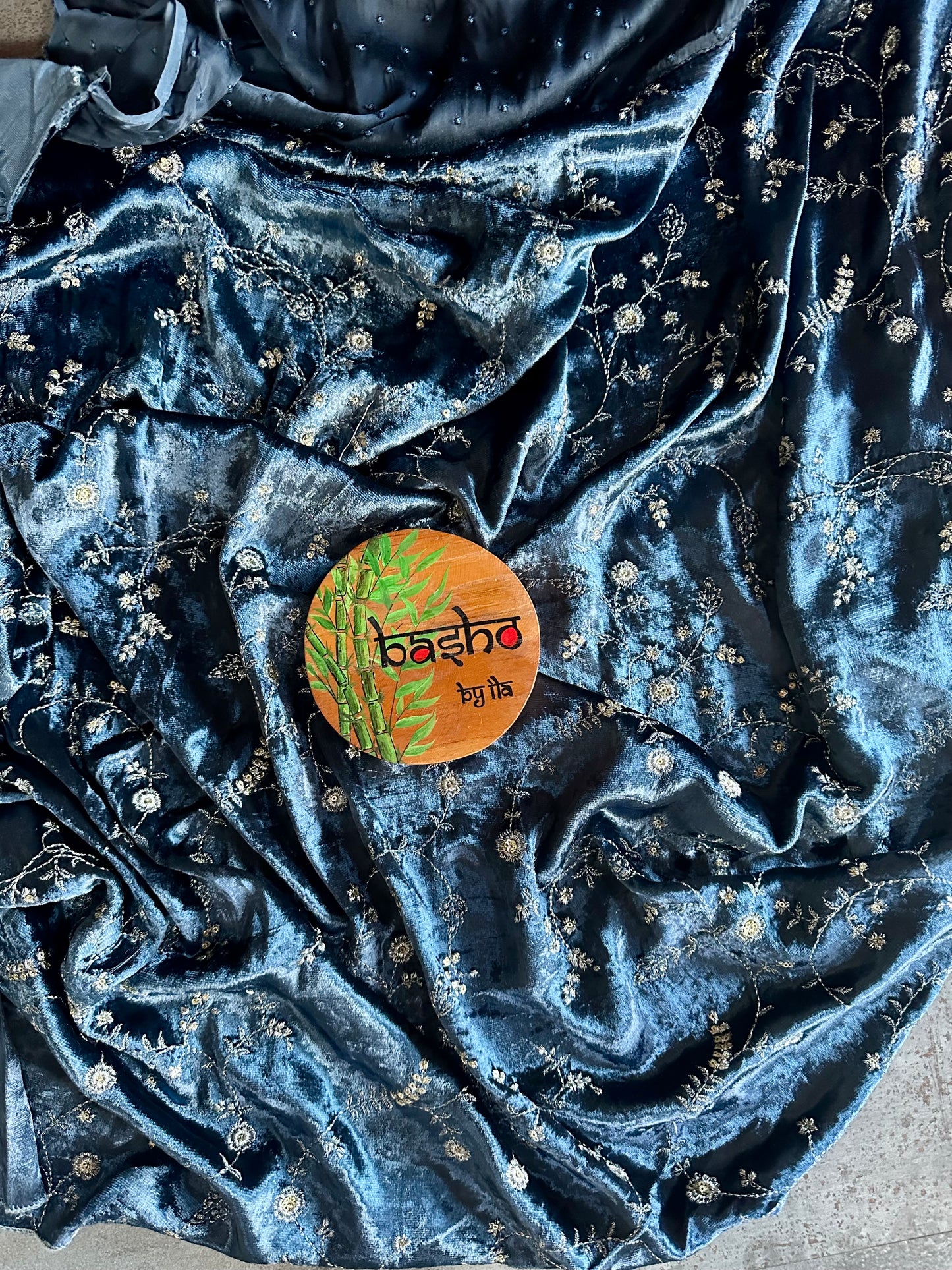 SHALINI MODAL SARI
