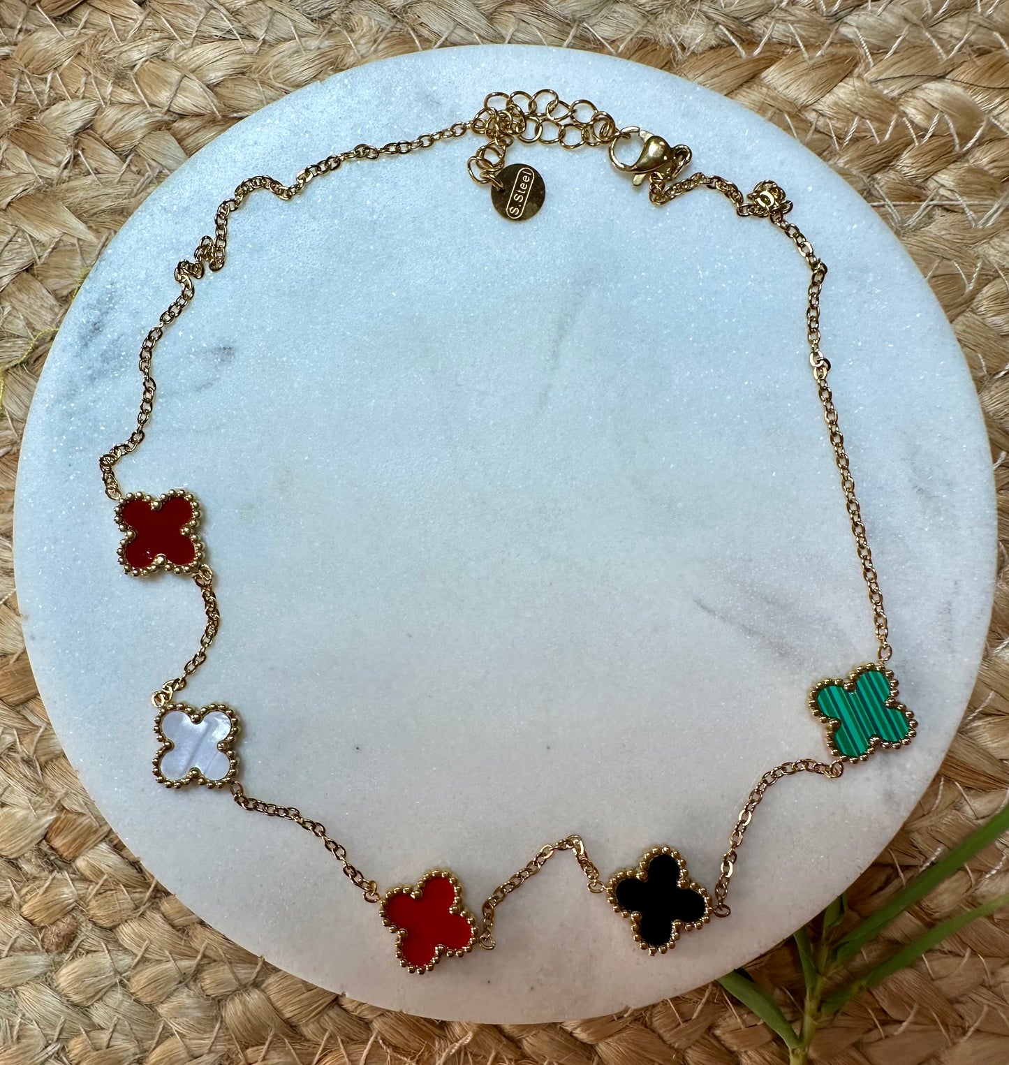 SNEHA PENDANT SET
