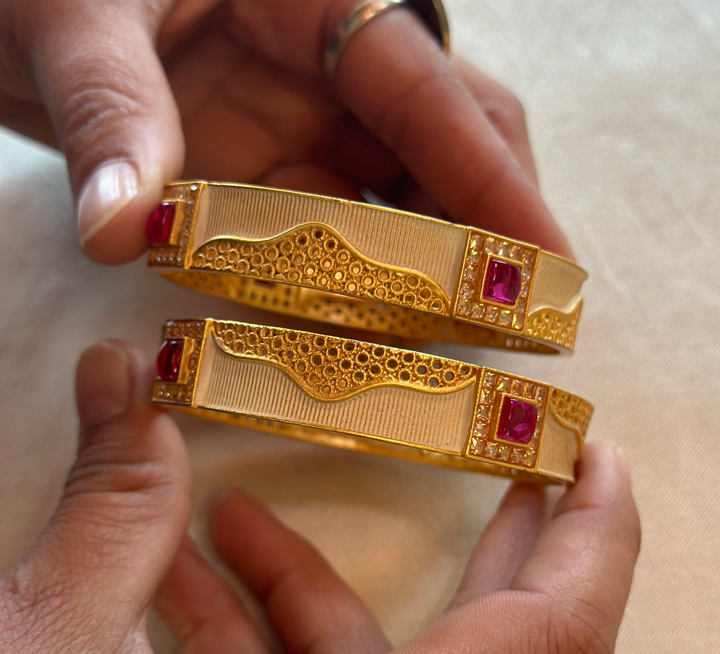 NURA BANGLES