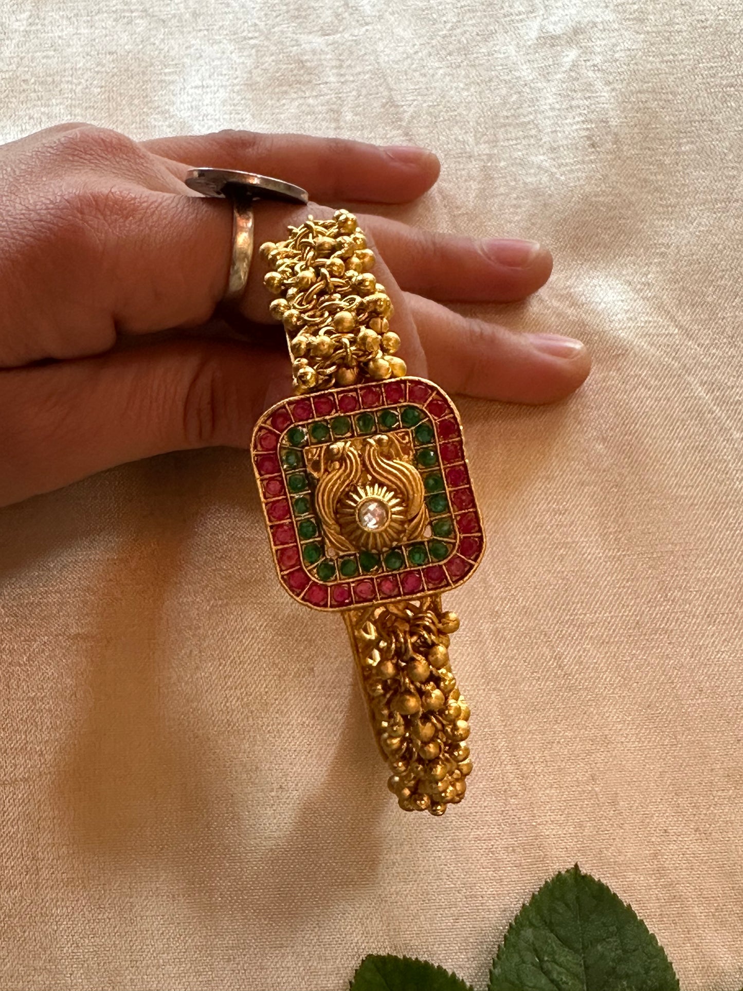 LAKSHITA BANGLES