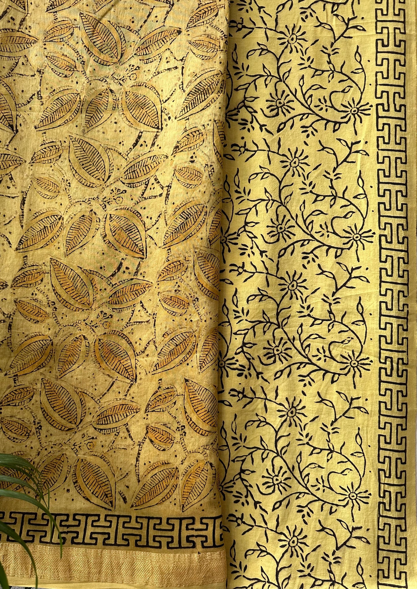 AKSHAT CHANDERI SUIT