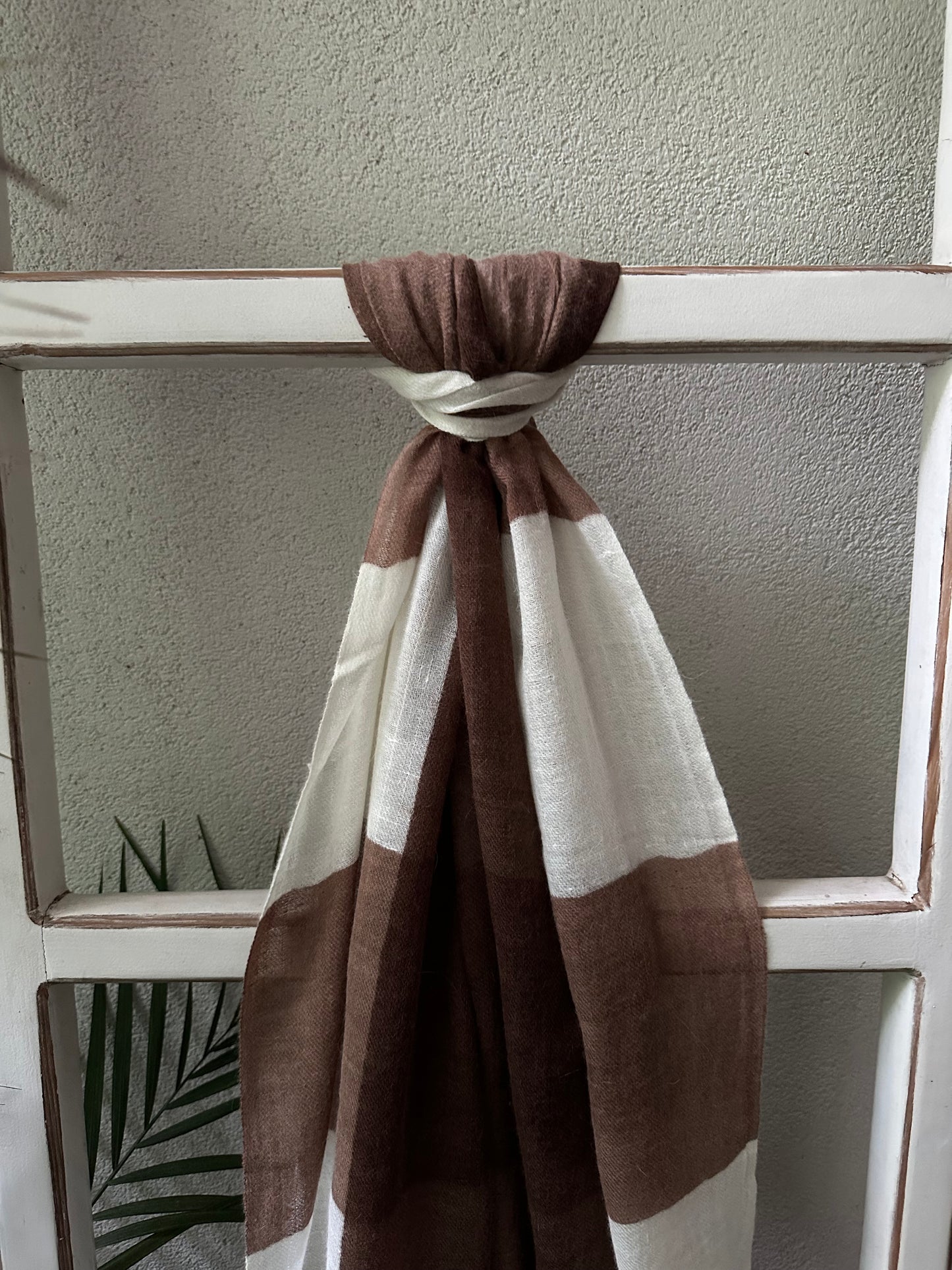 GODAVARI STOLE