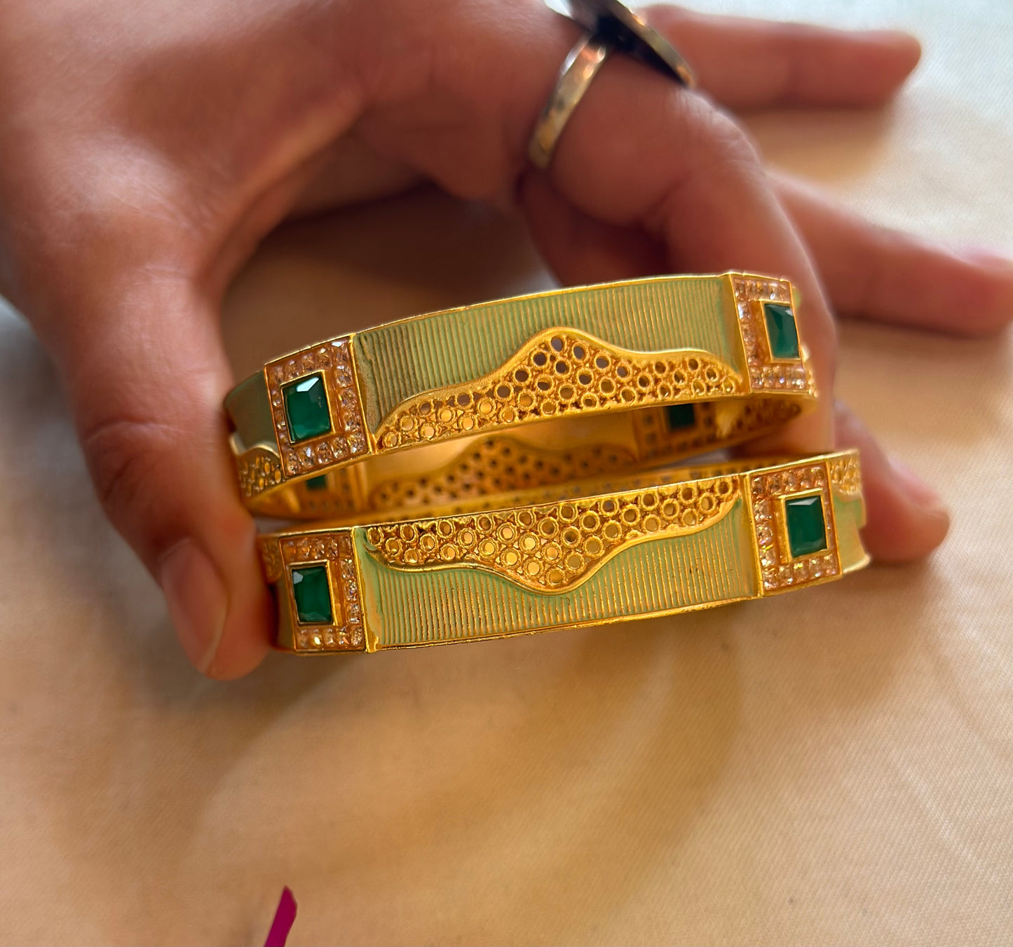 NITYA BANGLES