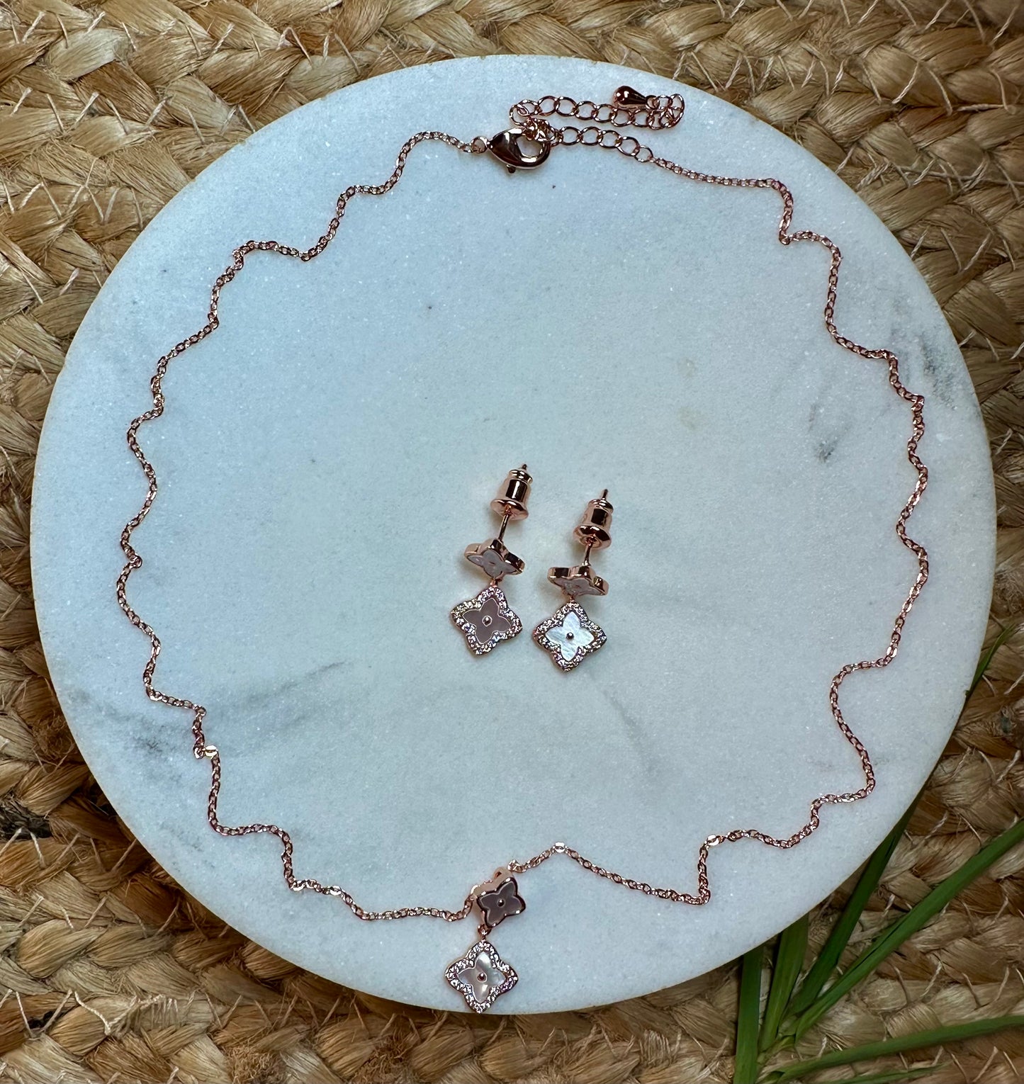 VANI PENDANT SET