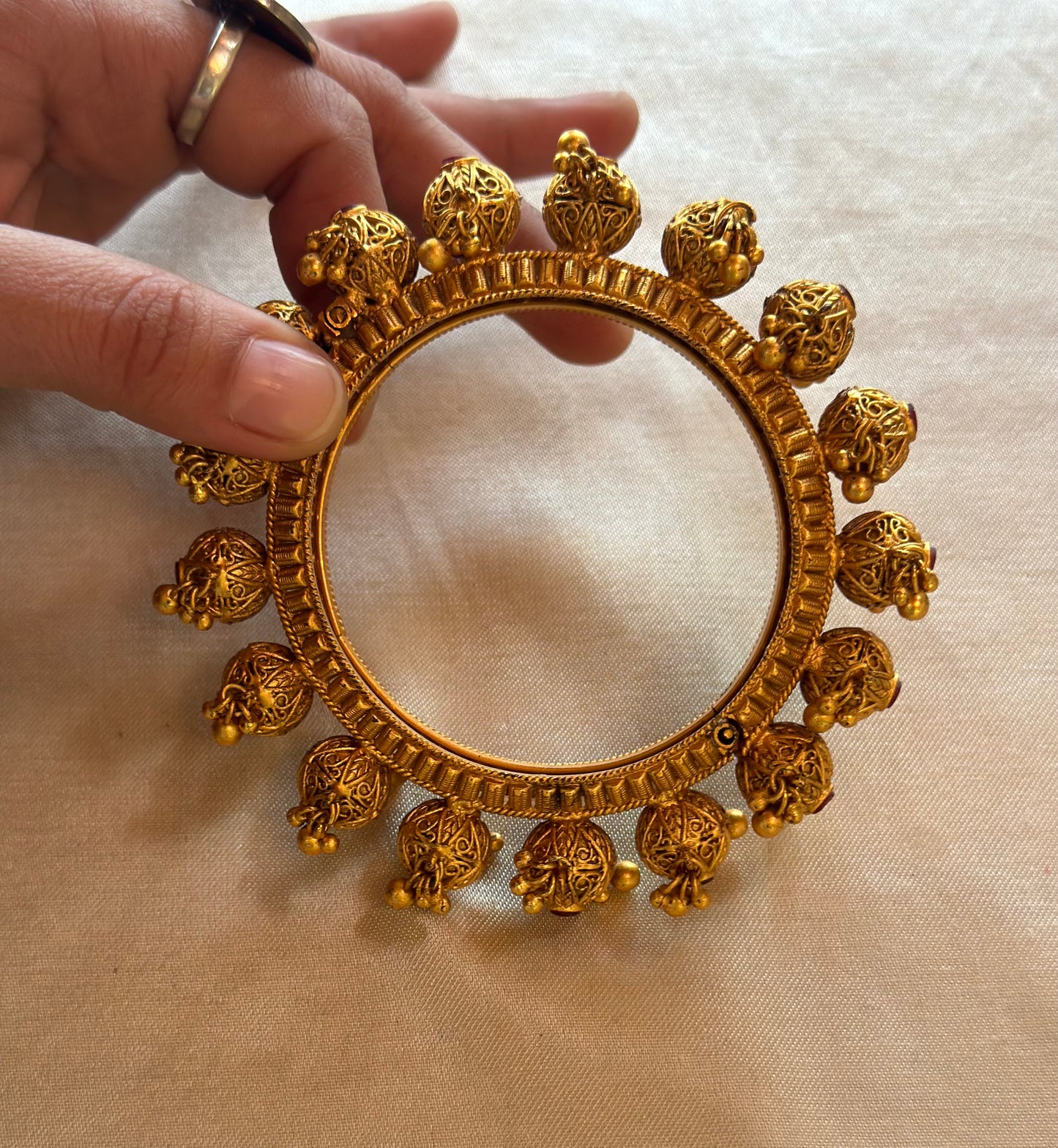 SHRUTI BANGLES