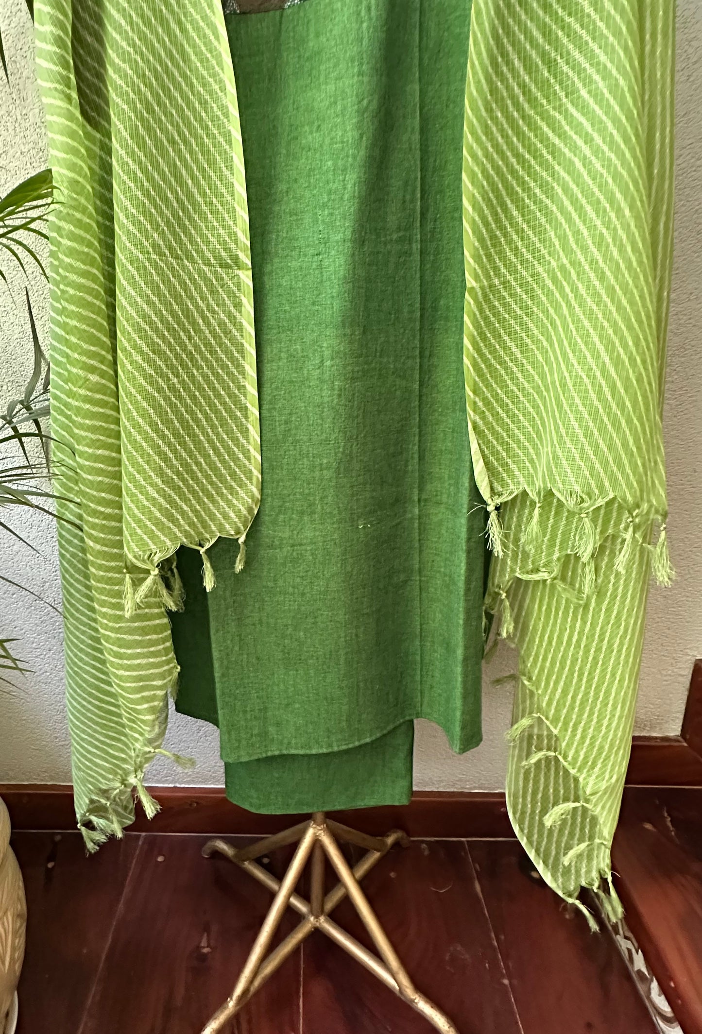 NISHA COTTON SUIT