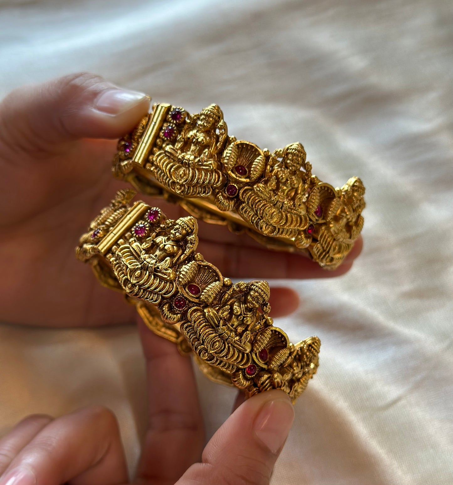 DEVIKA BANGLES
