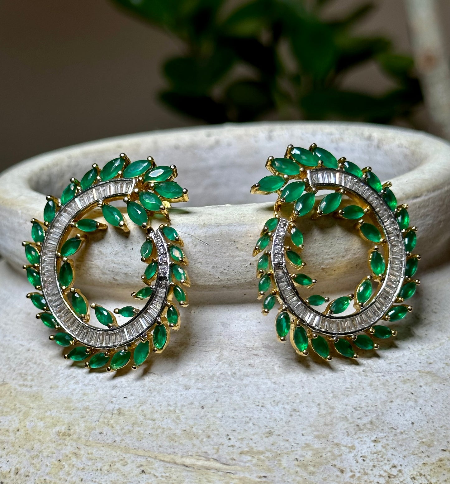 RAJAS PENDANT SET