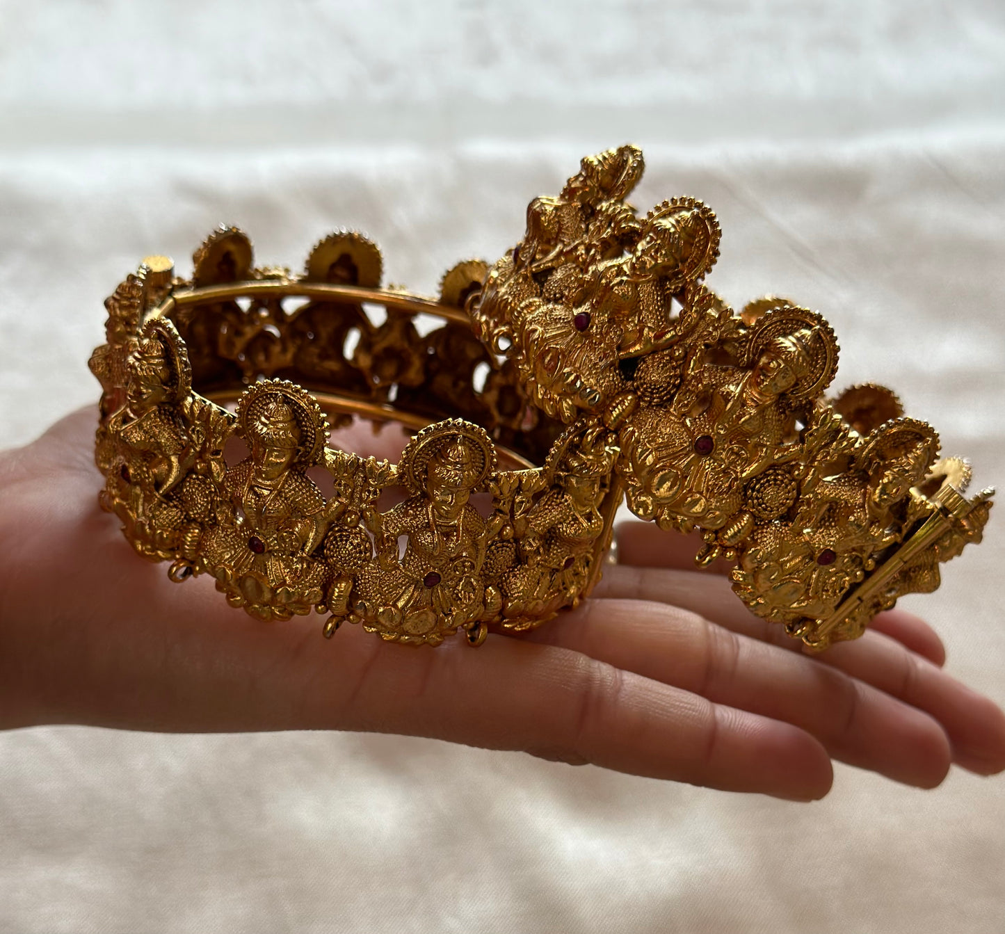 DEEKSHA BANGLES