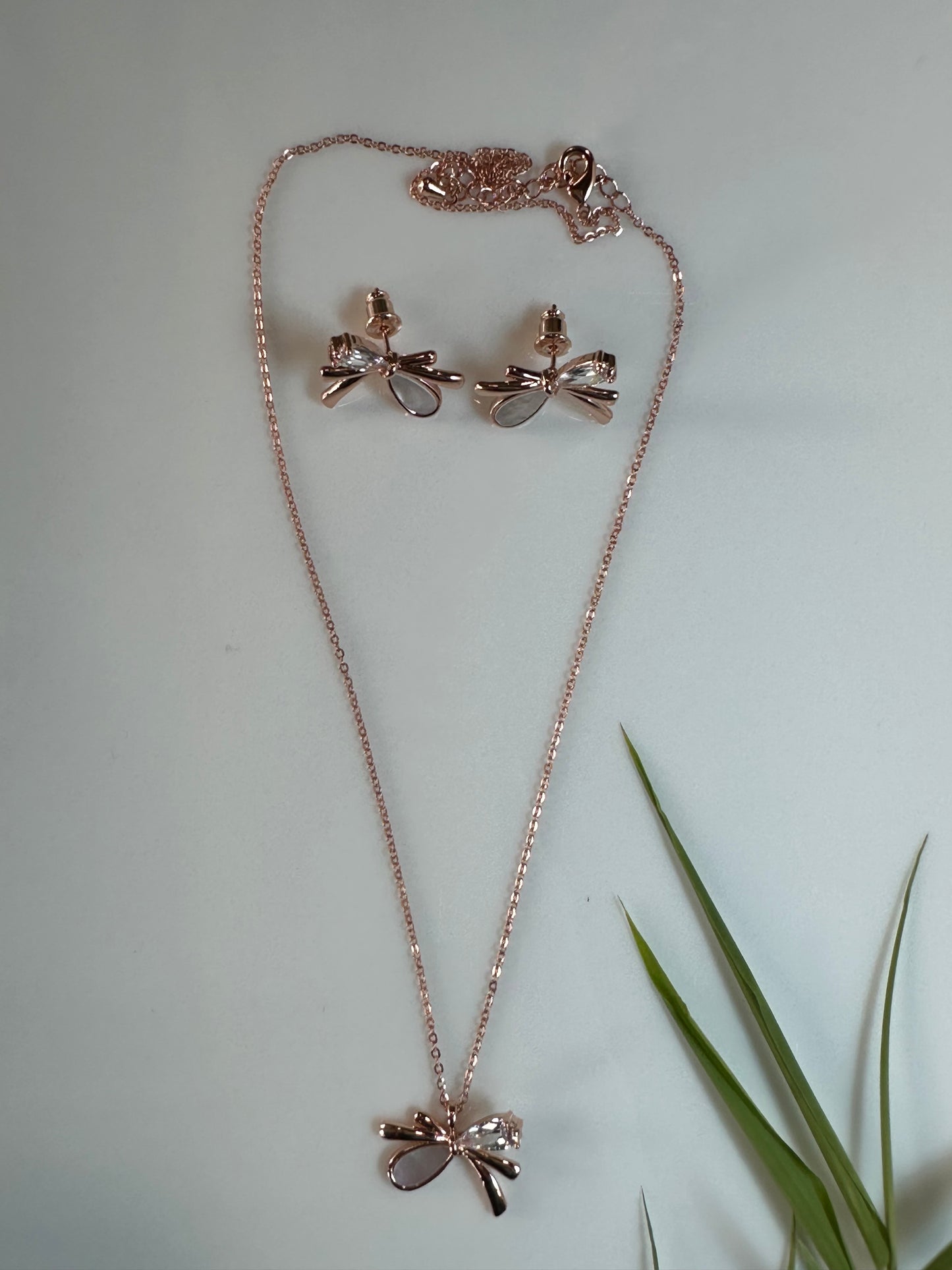 RHEA PENDANT SET