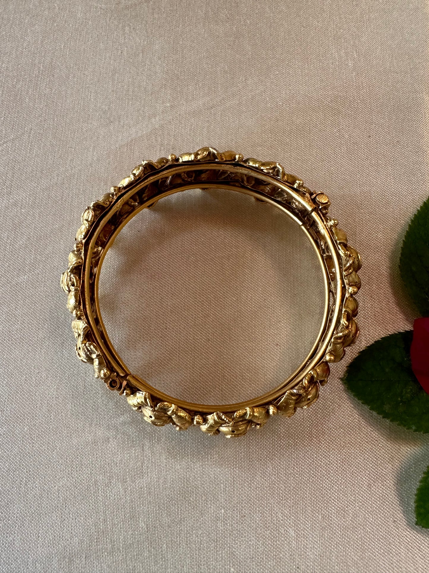 MAHIKA BANGLES
