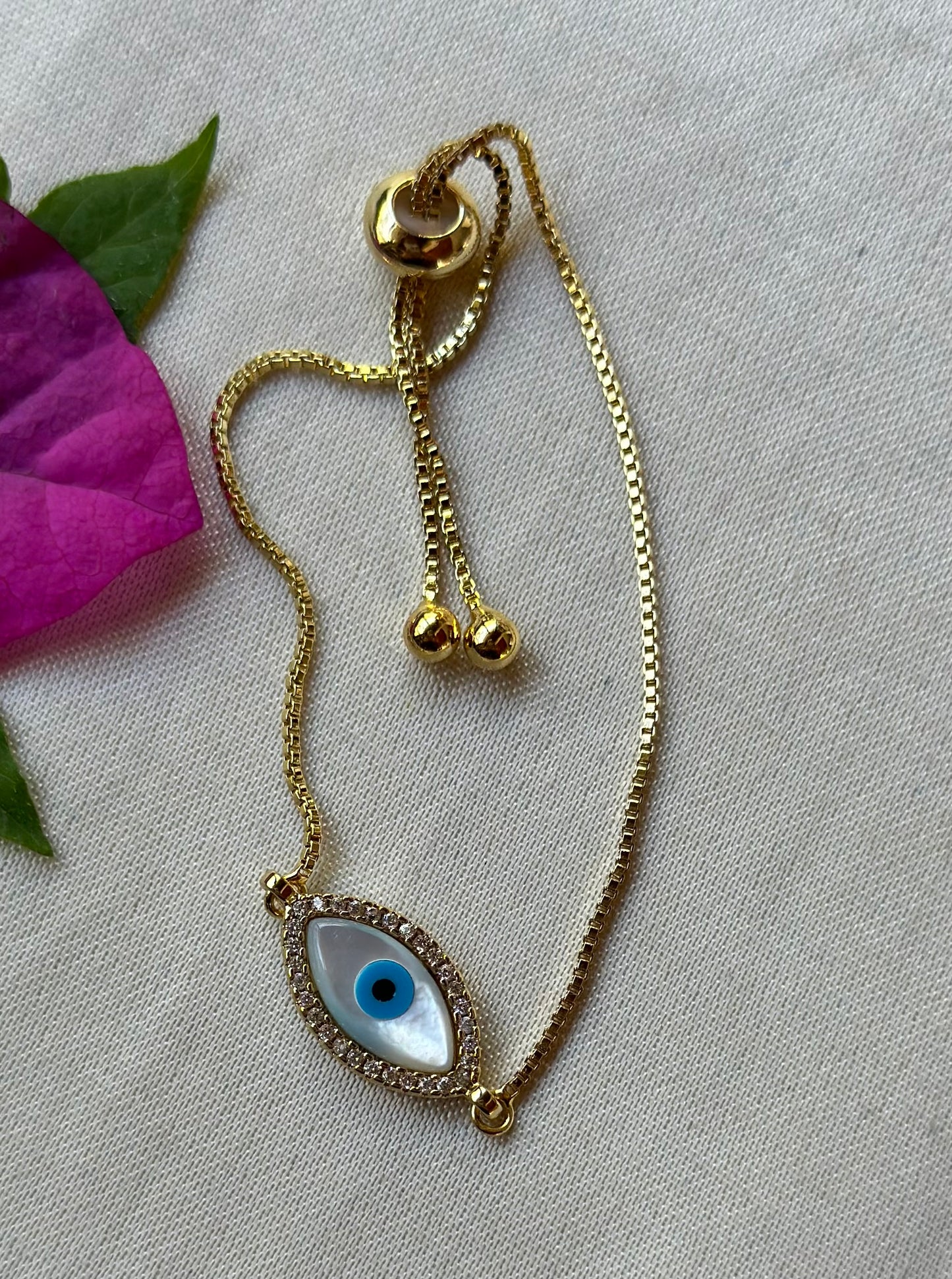 TRIVENI GOLD BRACELET