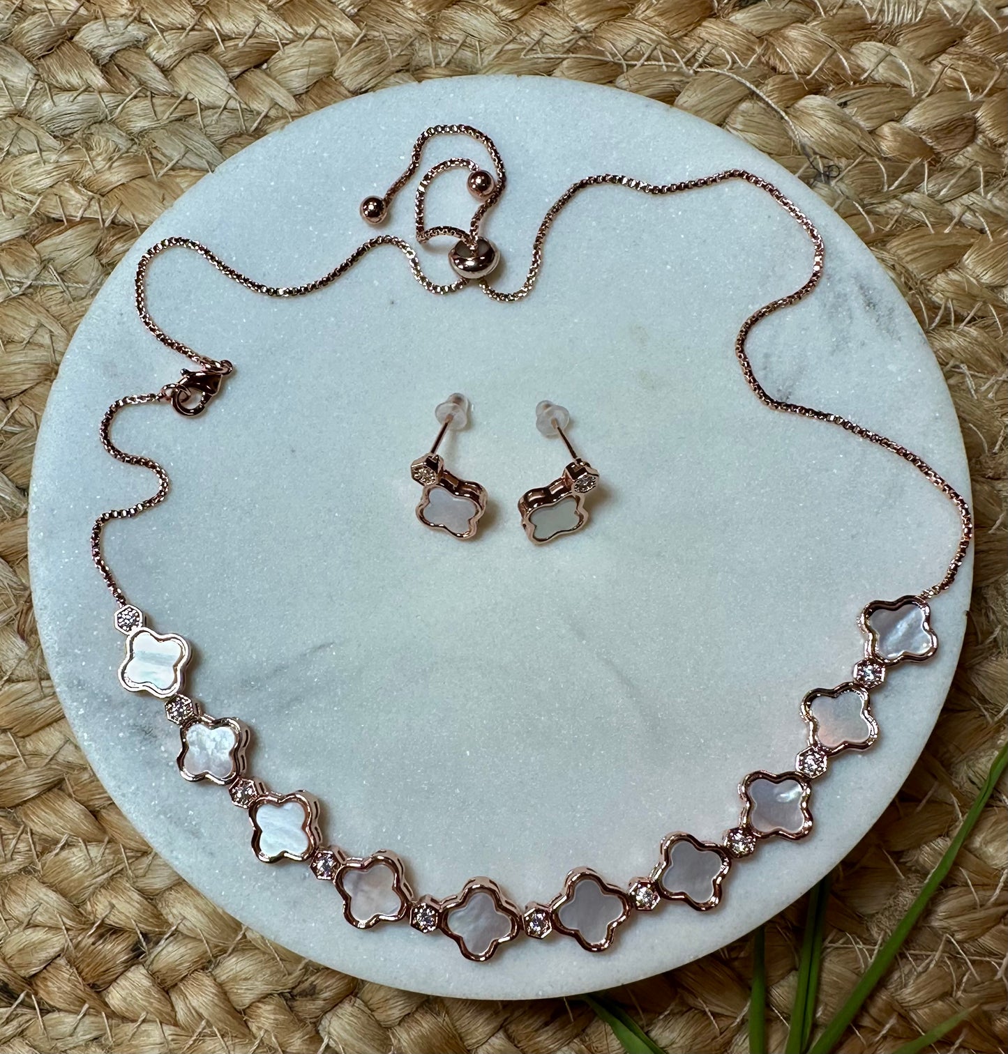 RIDDHI PENDANT SET