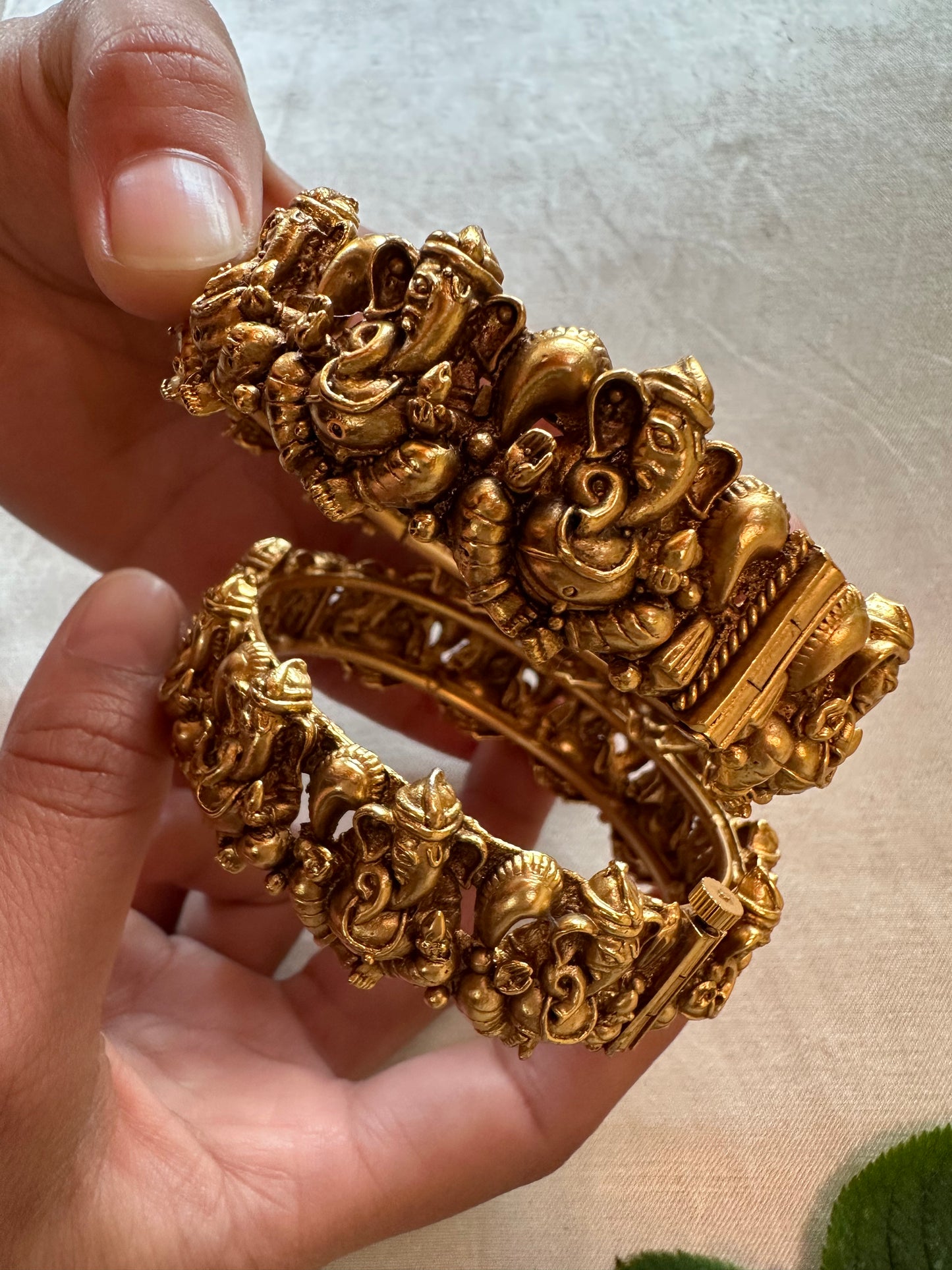 MAHIKA BANGLES