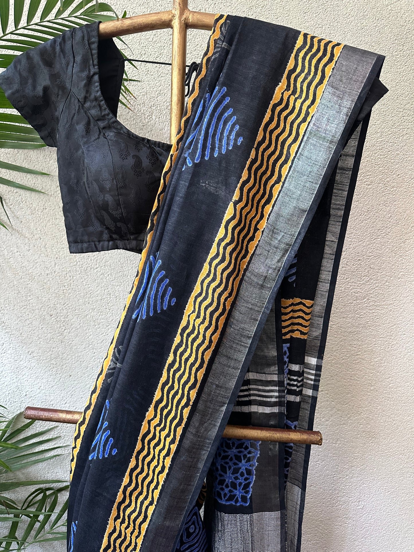 DAMYANTI LINEN