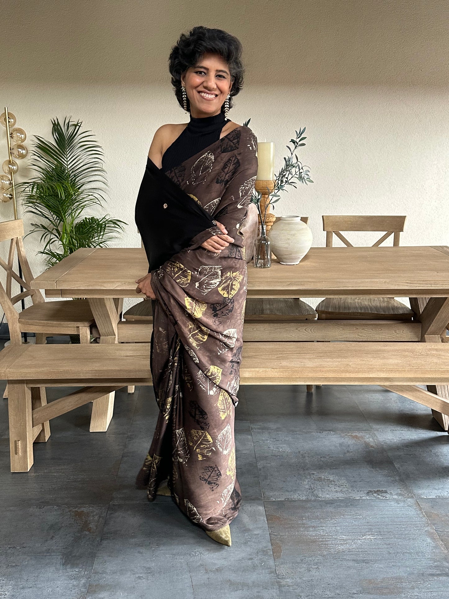 REKHA MODAL SARI