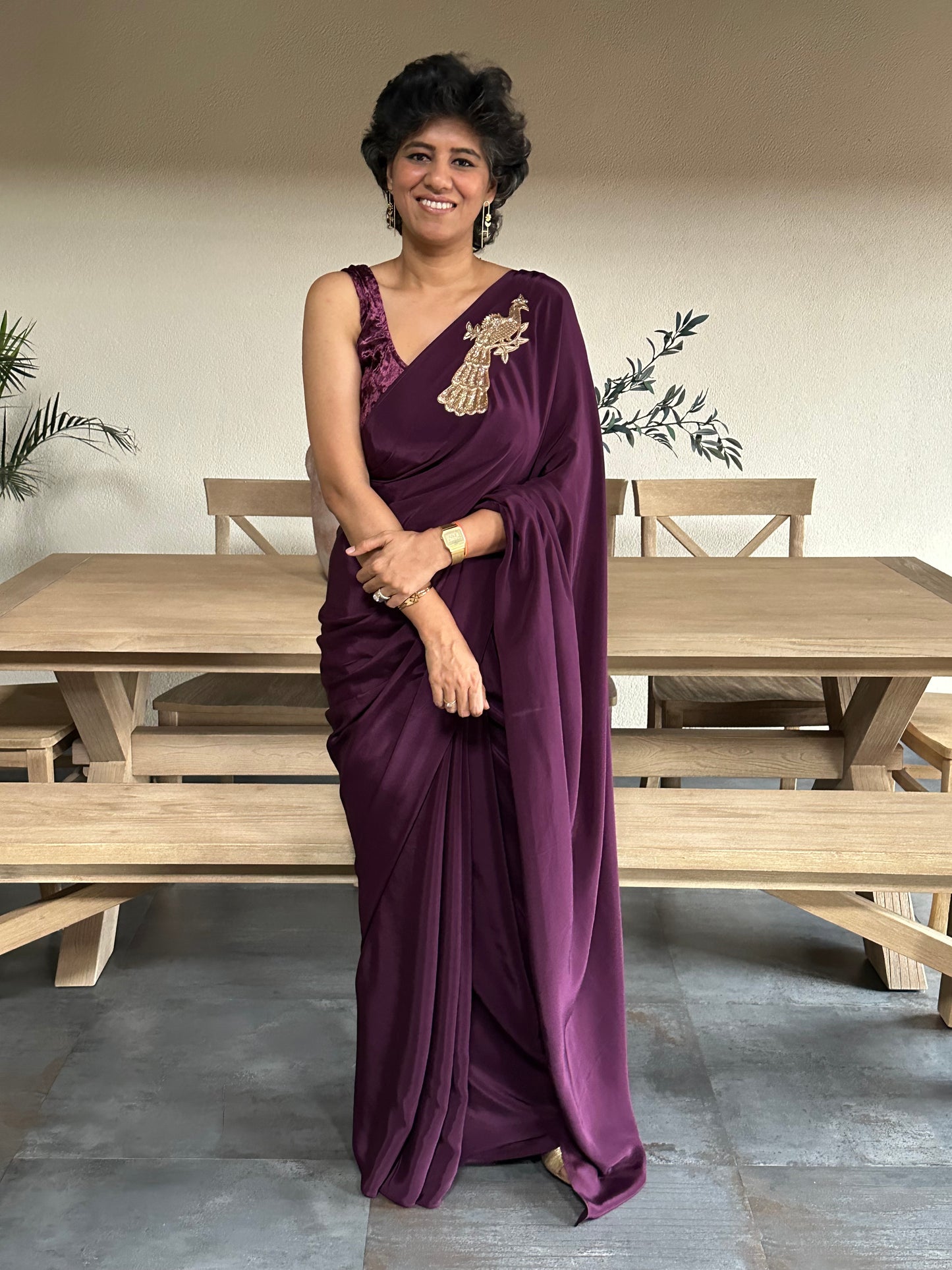 MAYUR SARI BROOCH SARI