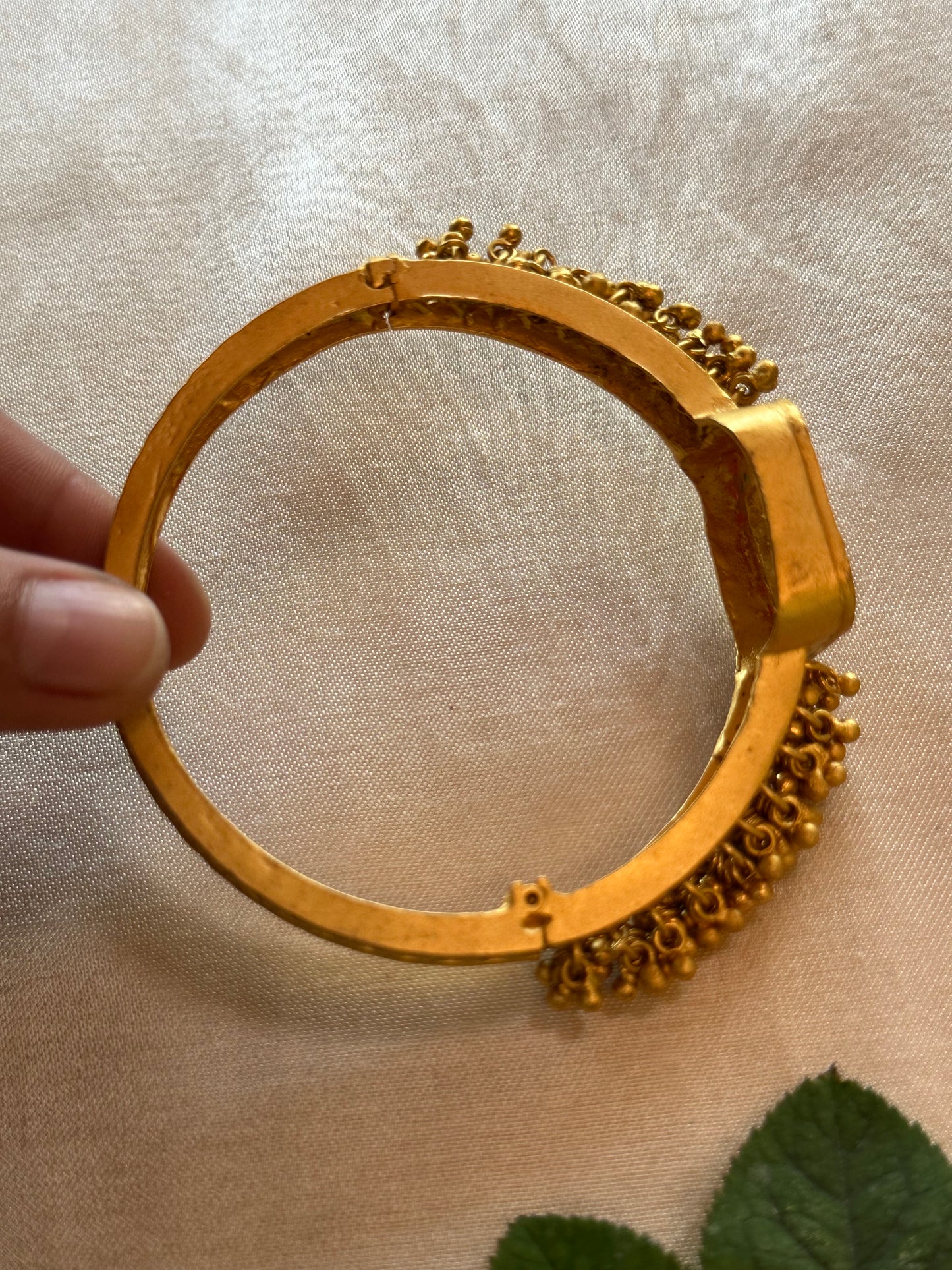 LAKSHITA BANGLES