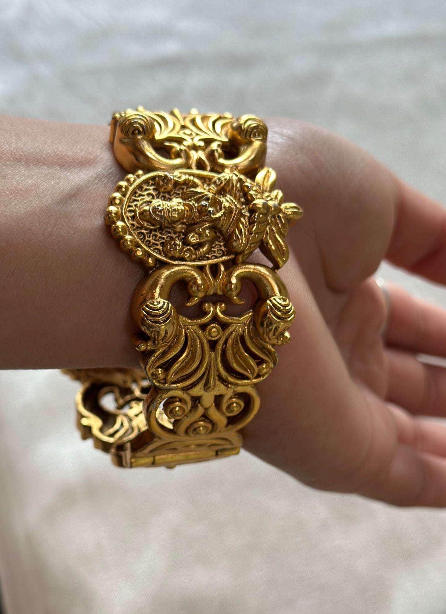 EESHA BANGLES