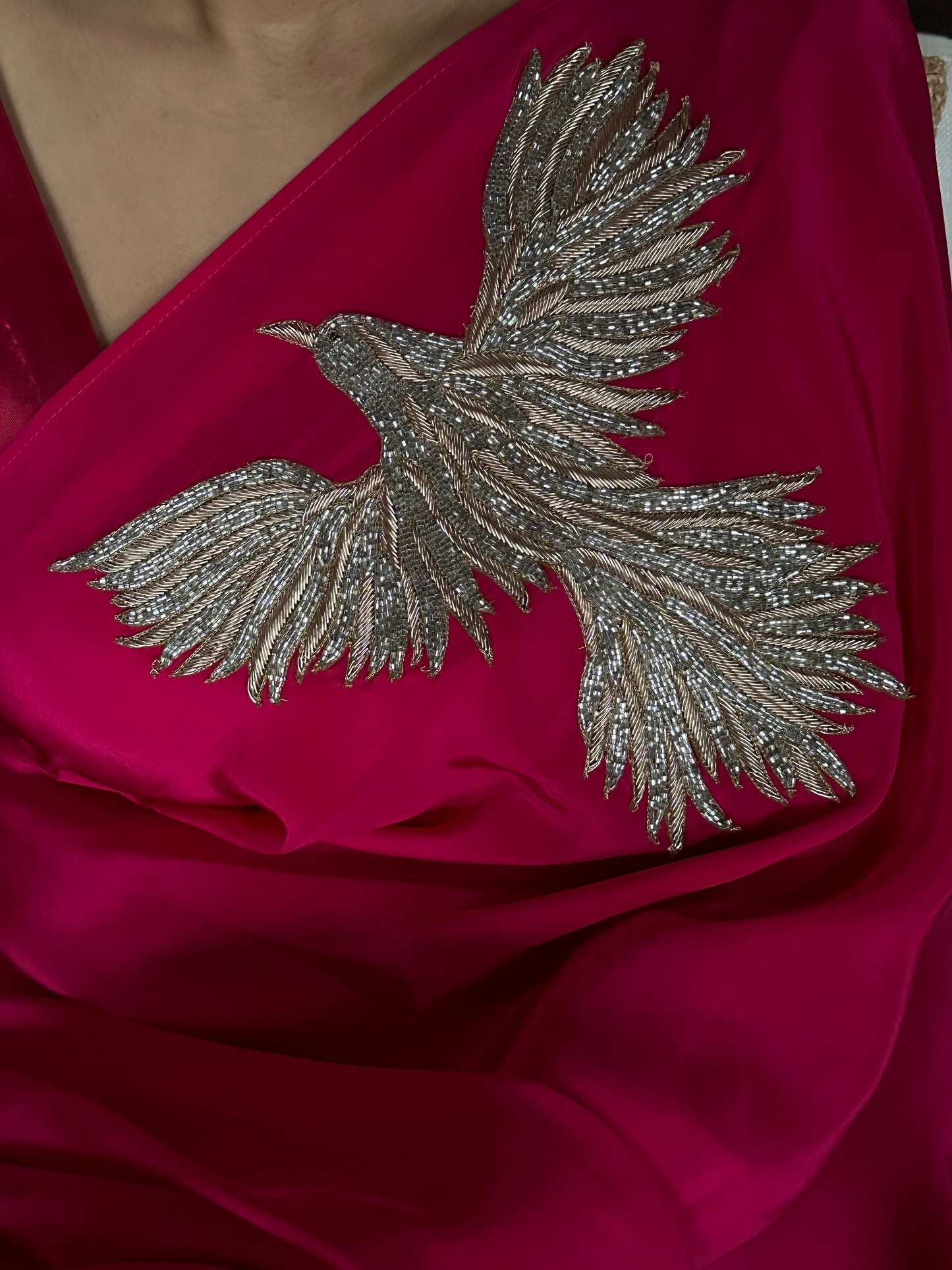 THIS IS IT BROOCH SARI