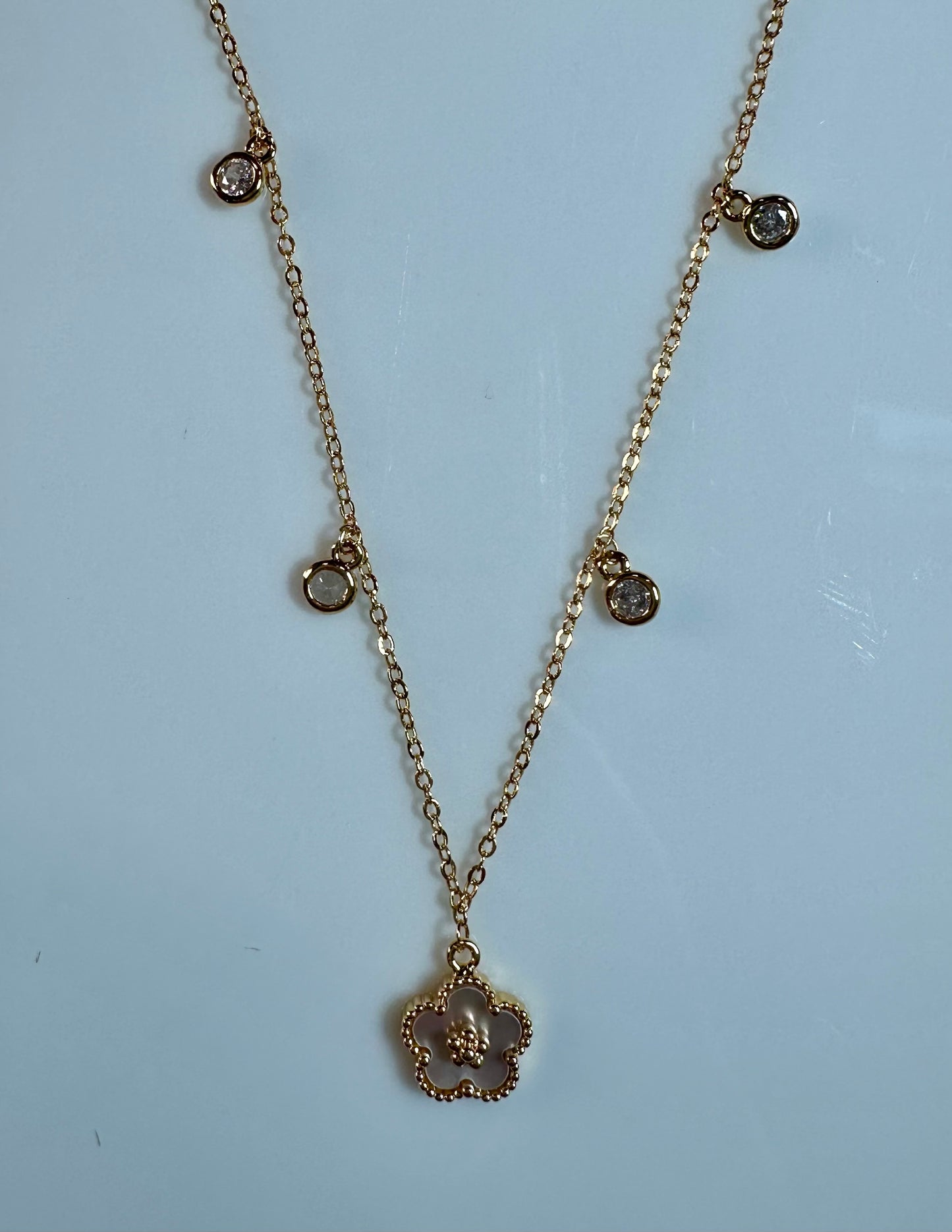KAVYA PENDANT SET