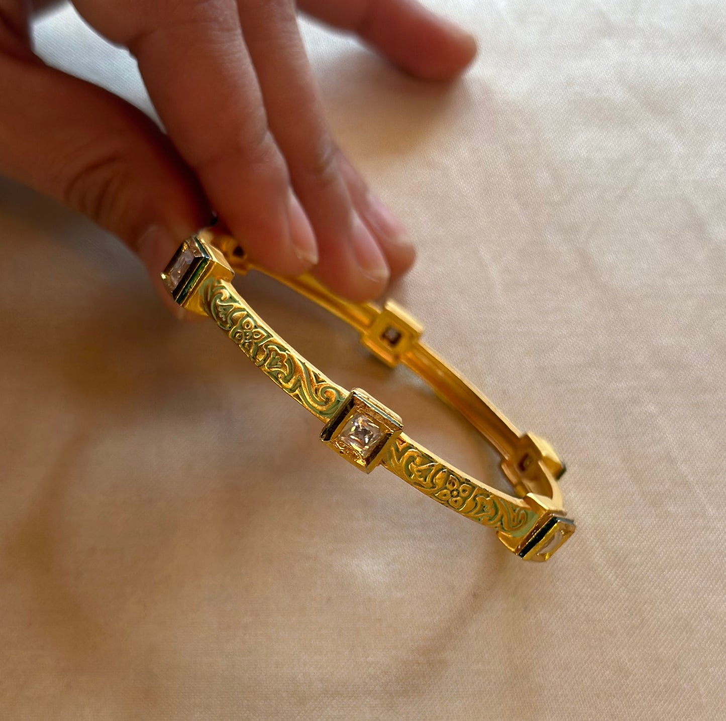 YASHVI BANGLES