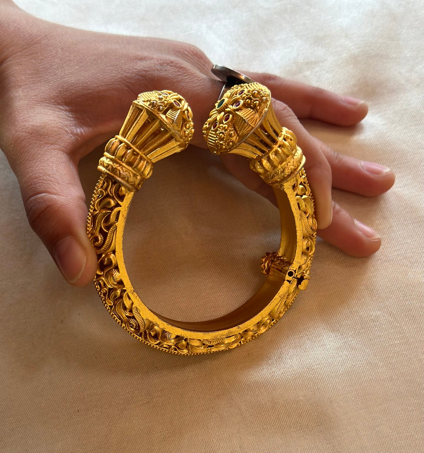 VARSHA BANGLES