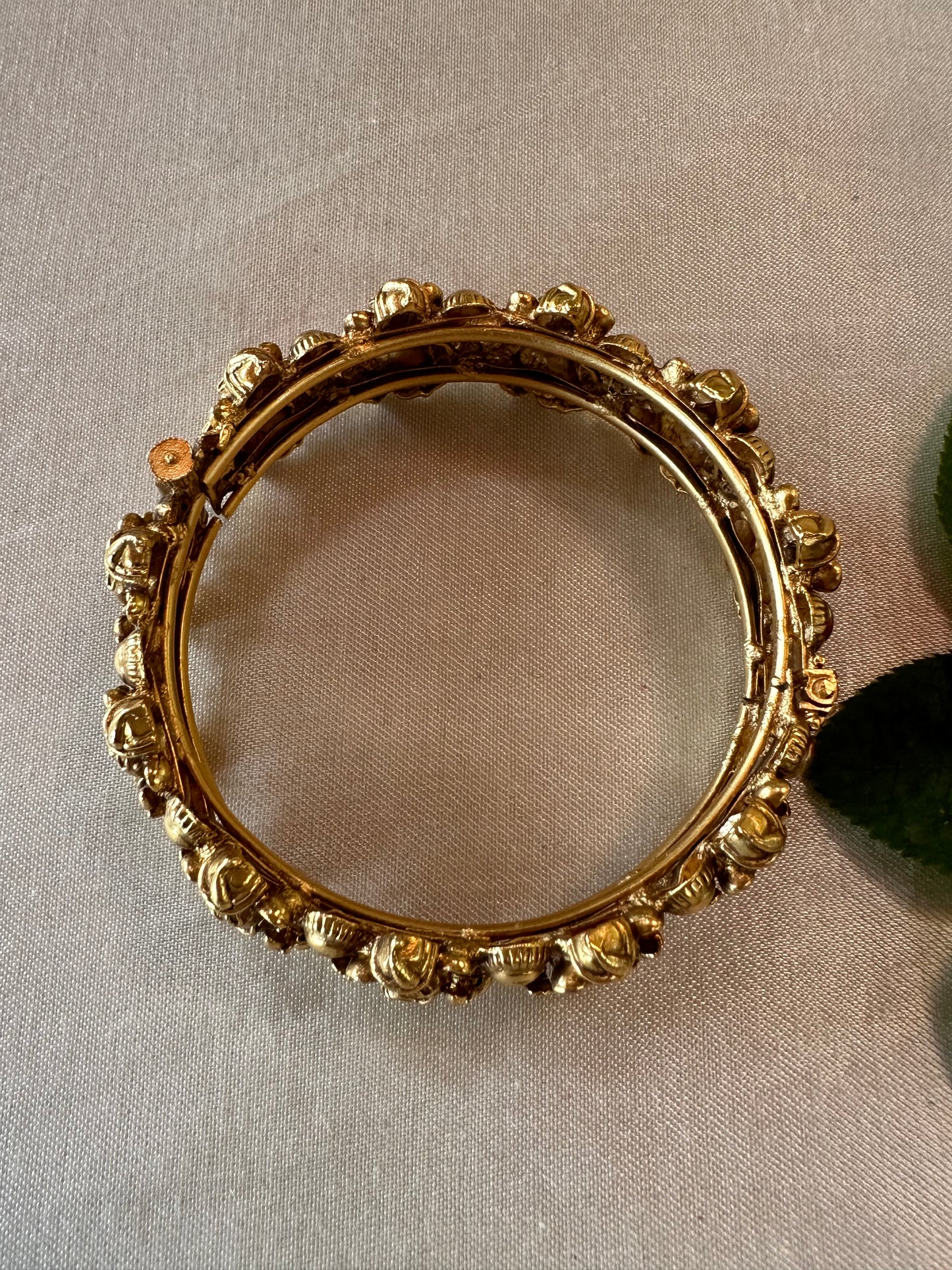 MAHIKA BANGLES