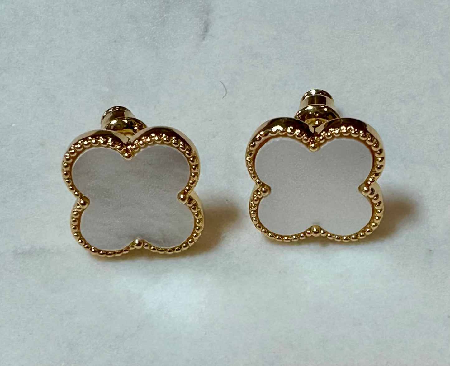 YUGITA PENDANT SET