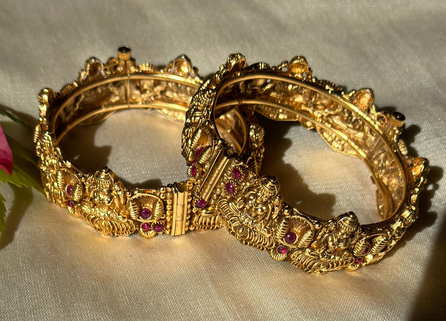 DEVIKA BANGLES