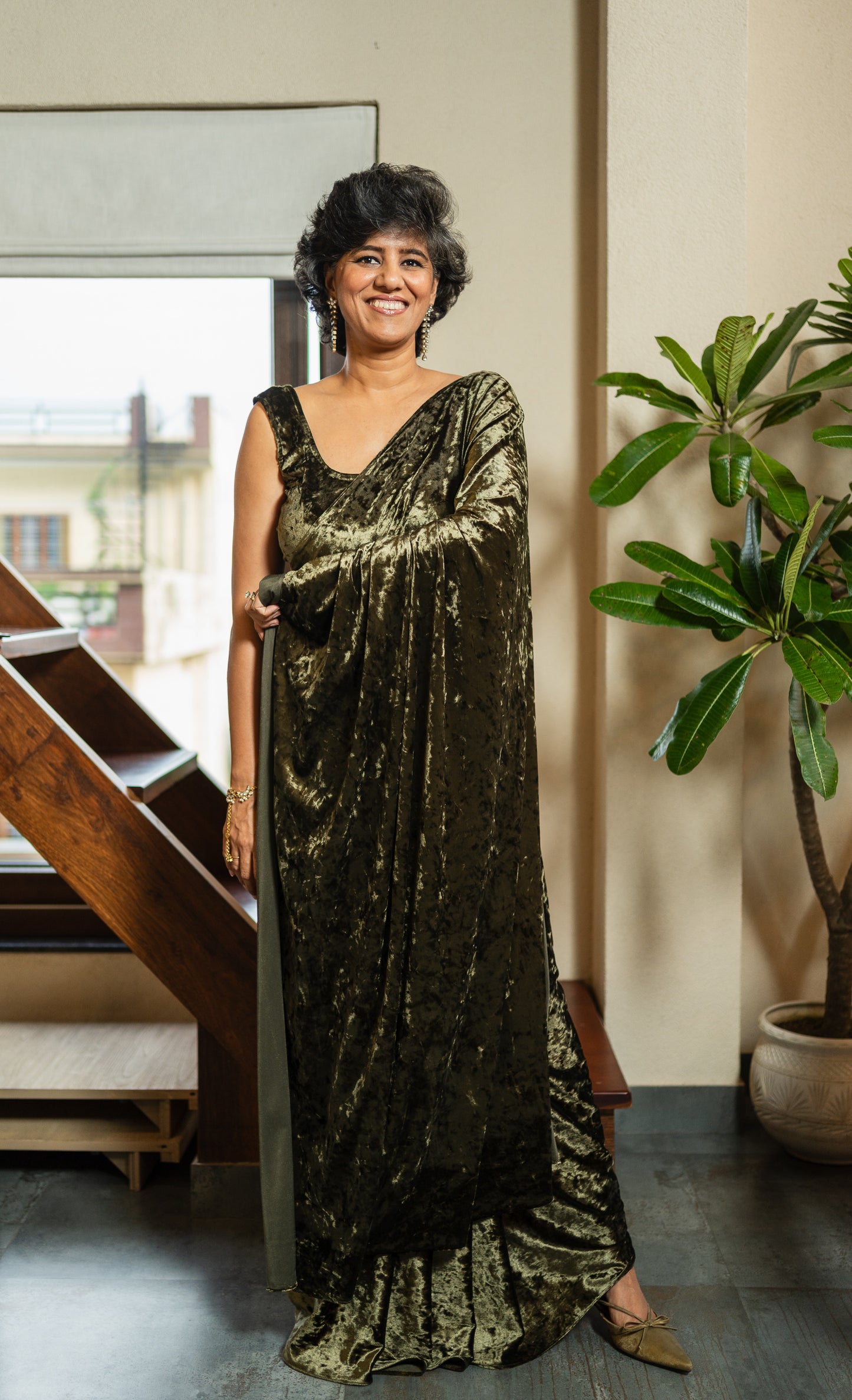 RADHA RANI VELVET SARI