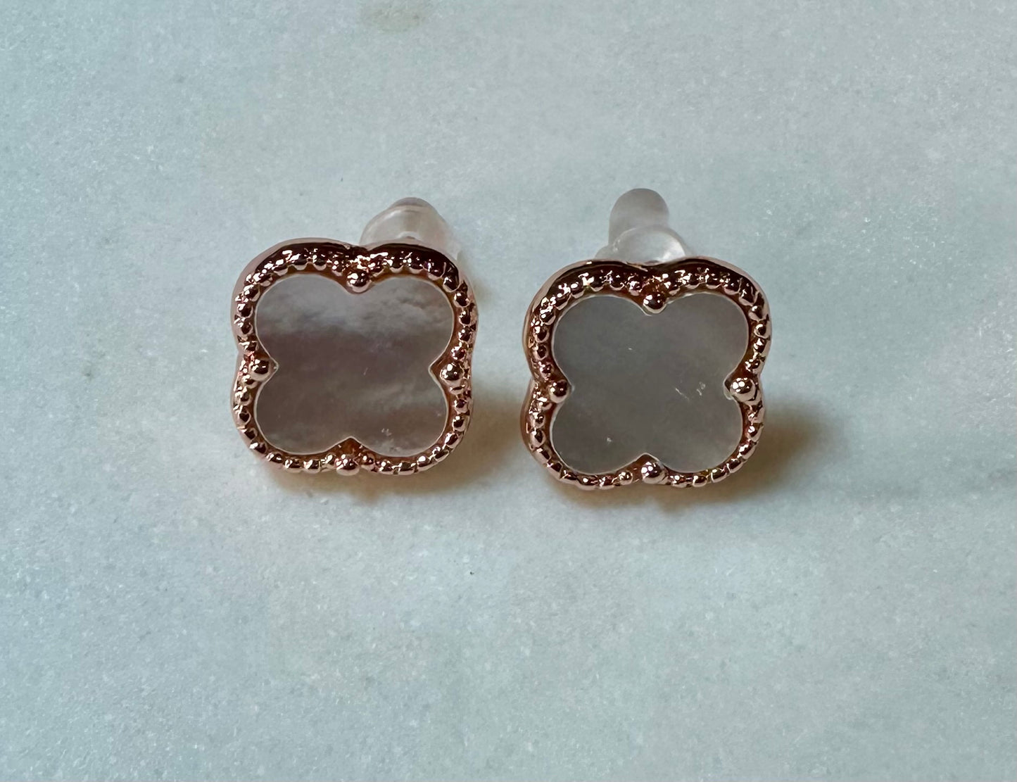 YUGITA PENDANT SET