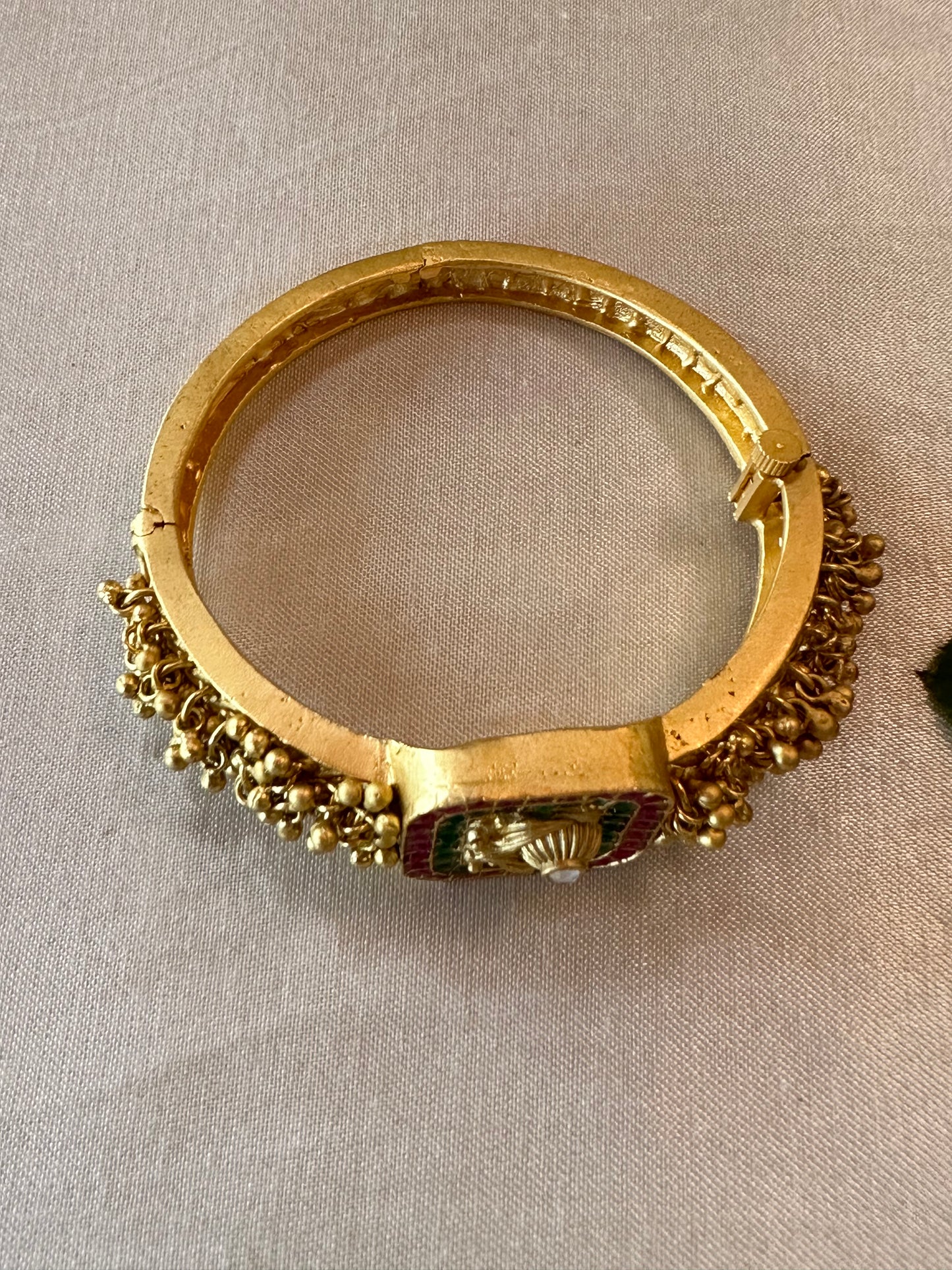 LAKSHITA BANGLES