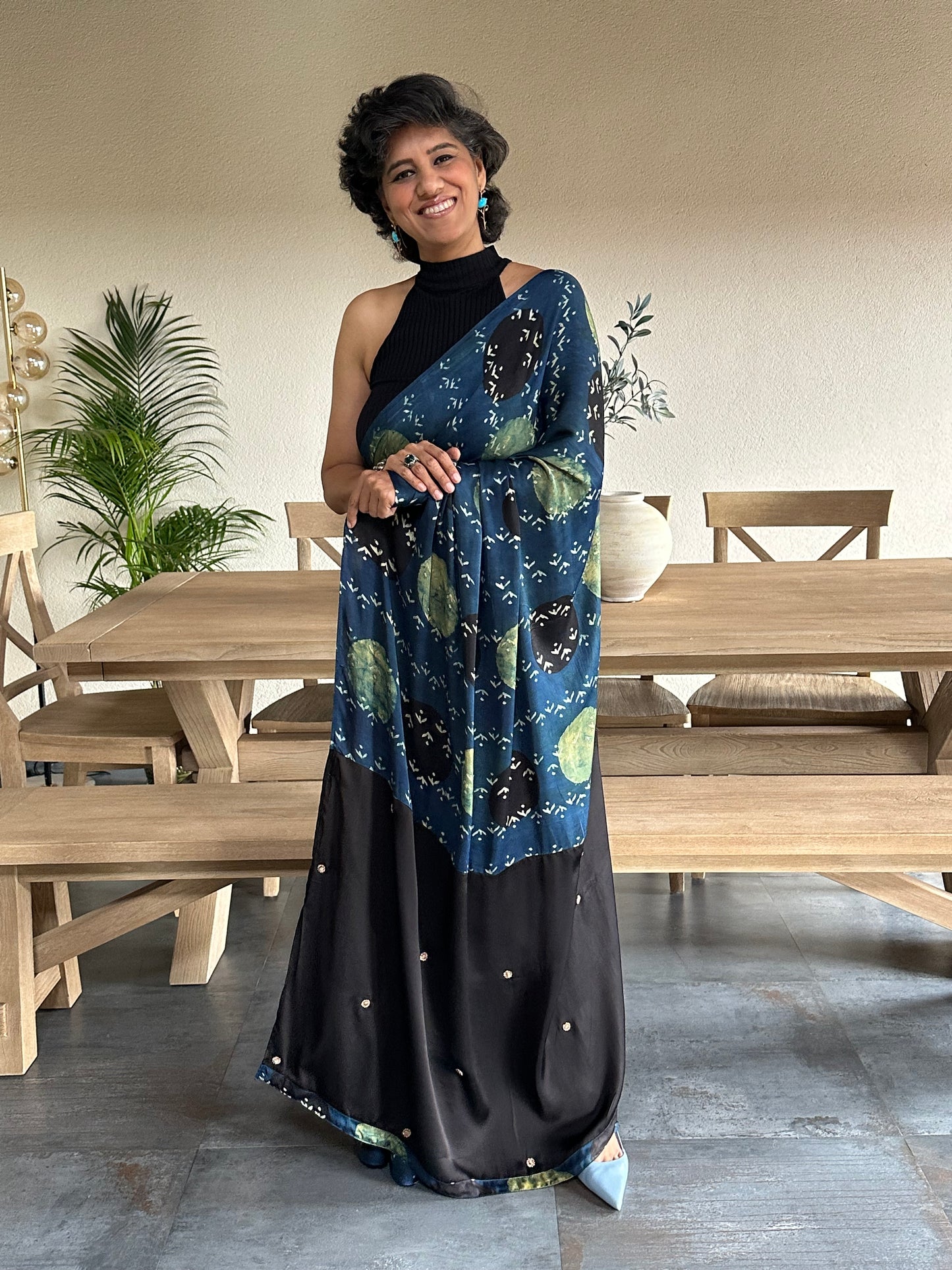 NANDINI MODAL SARI