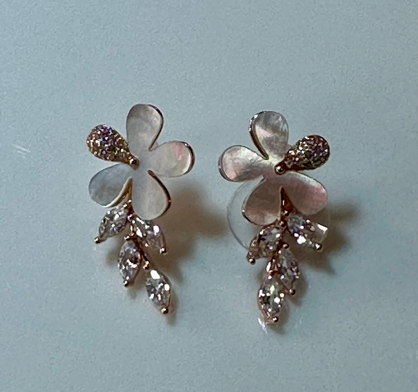 ANVI PENDANT SET