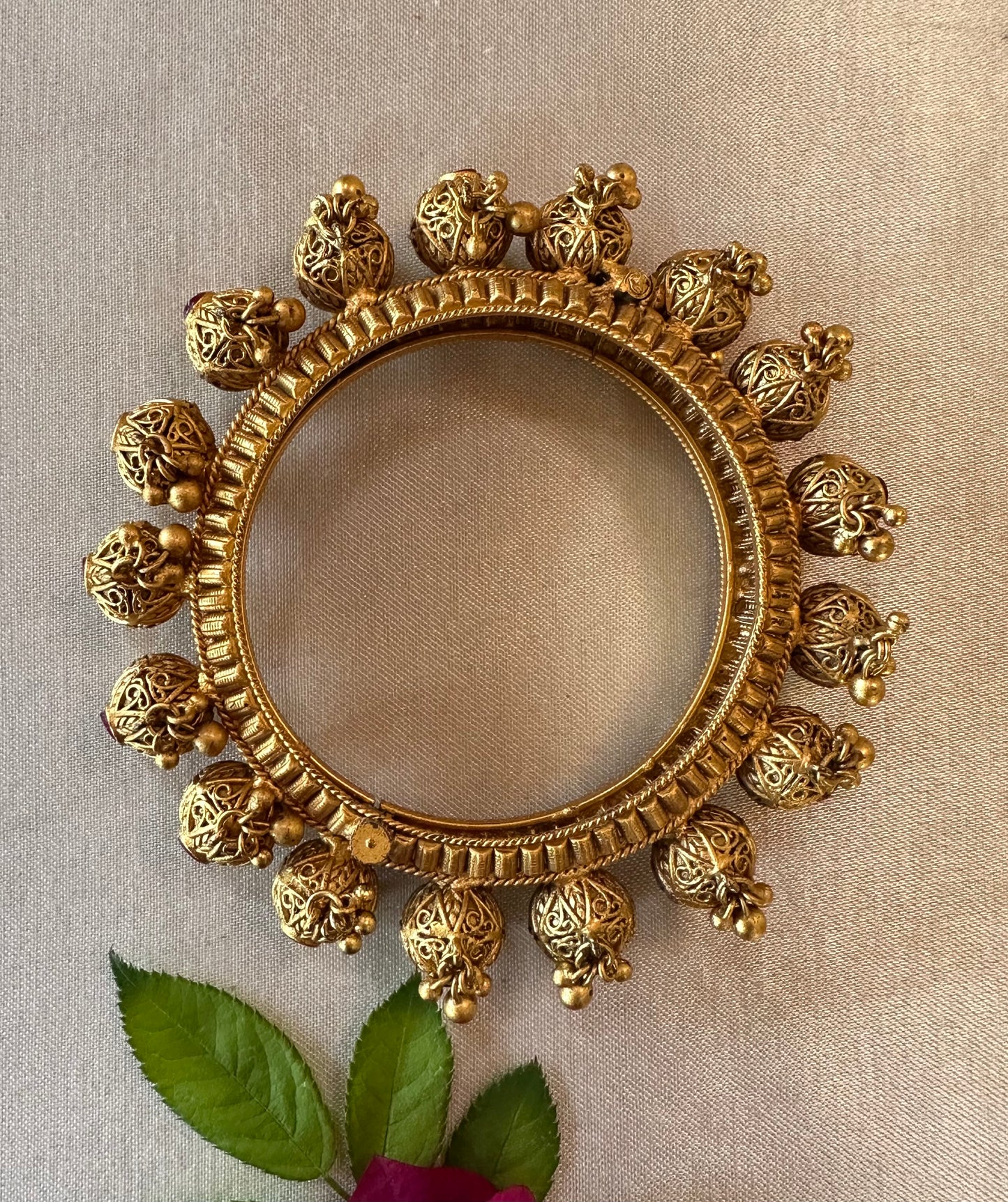 SHRUTI BANGLES