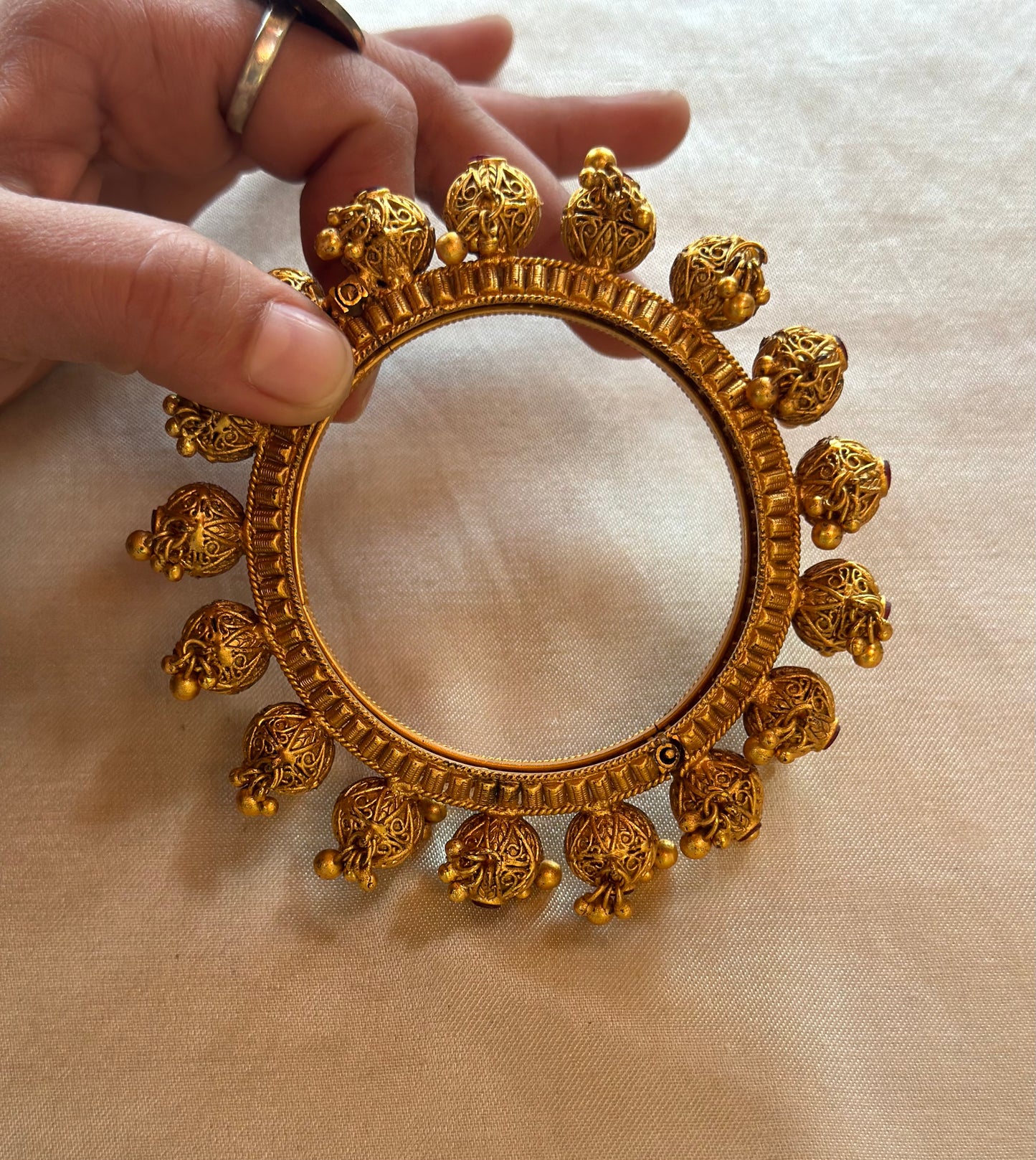 SHRUTI BANGLES