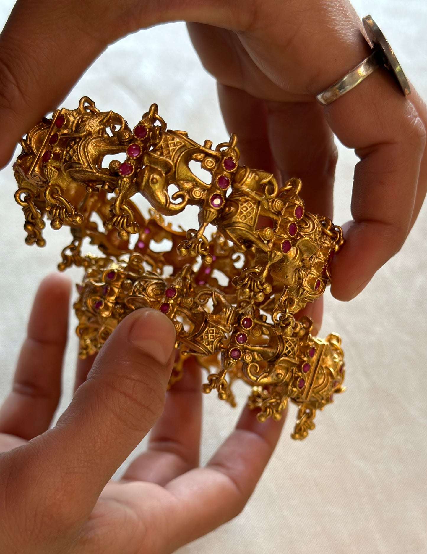 KIRTI BANGLES