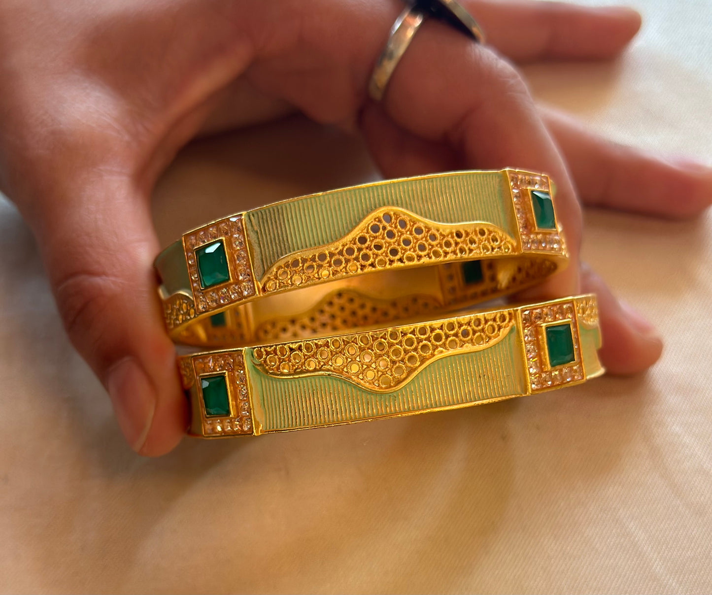 NITYA BANGLES