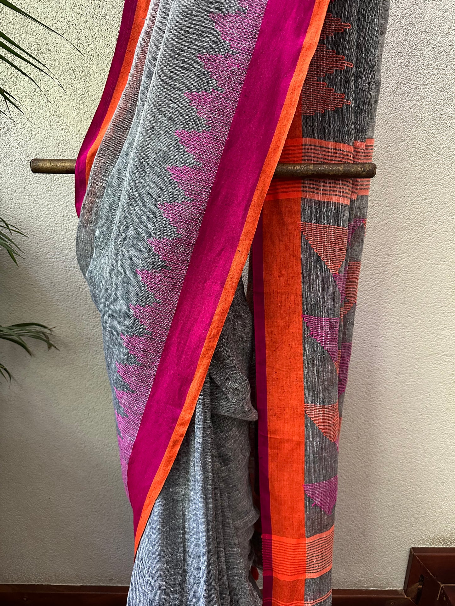 REEMA 6  LINEN  SARI