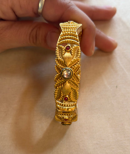 PAVITRA BANGLES